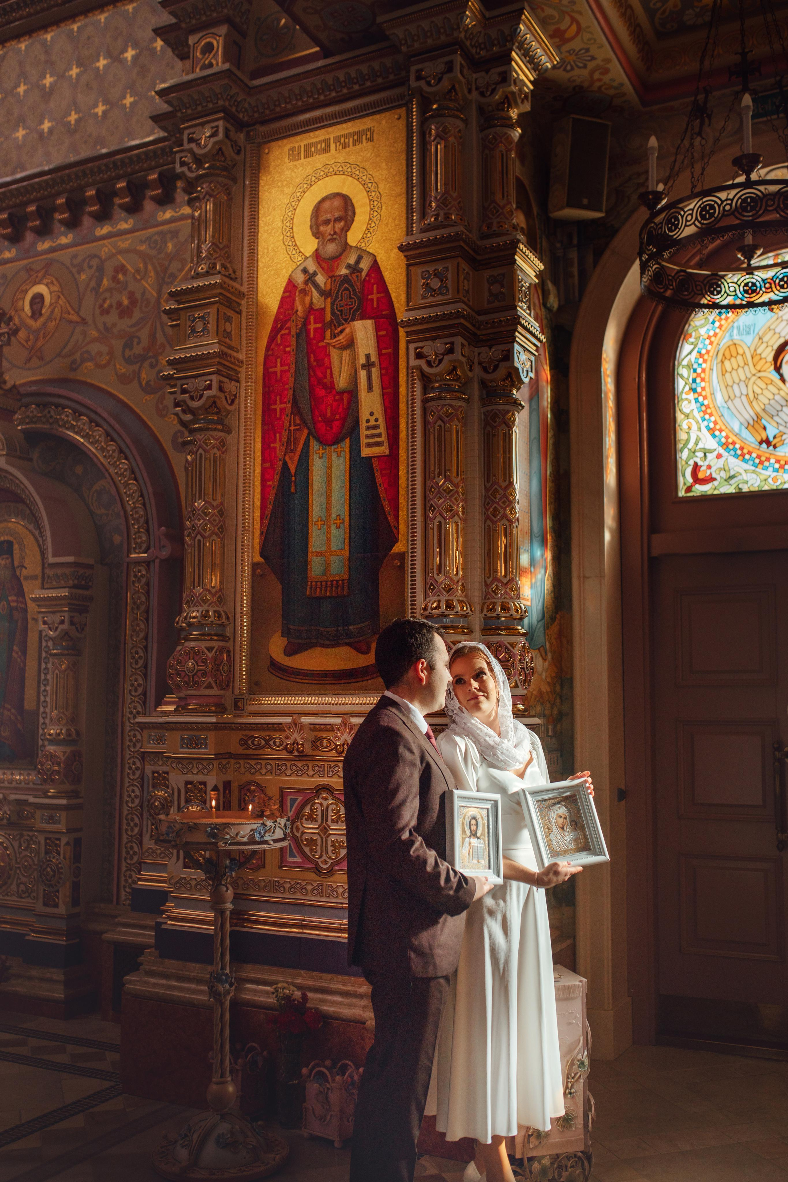 Кирилл и Александра, Храм Всех Святых, Минск октябрь 22