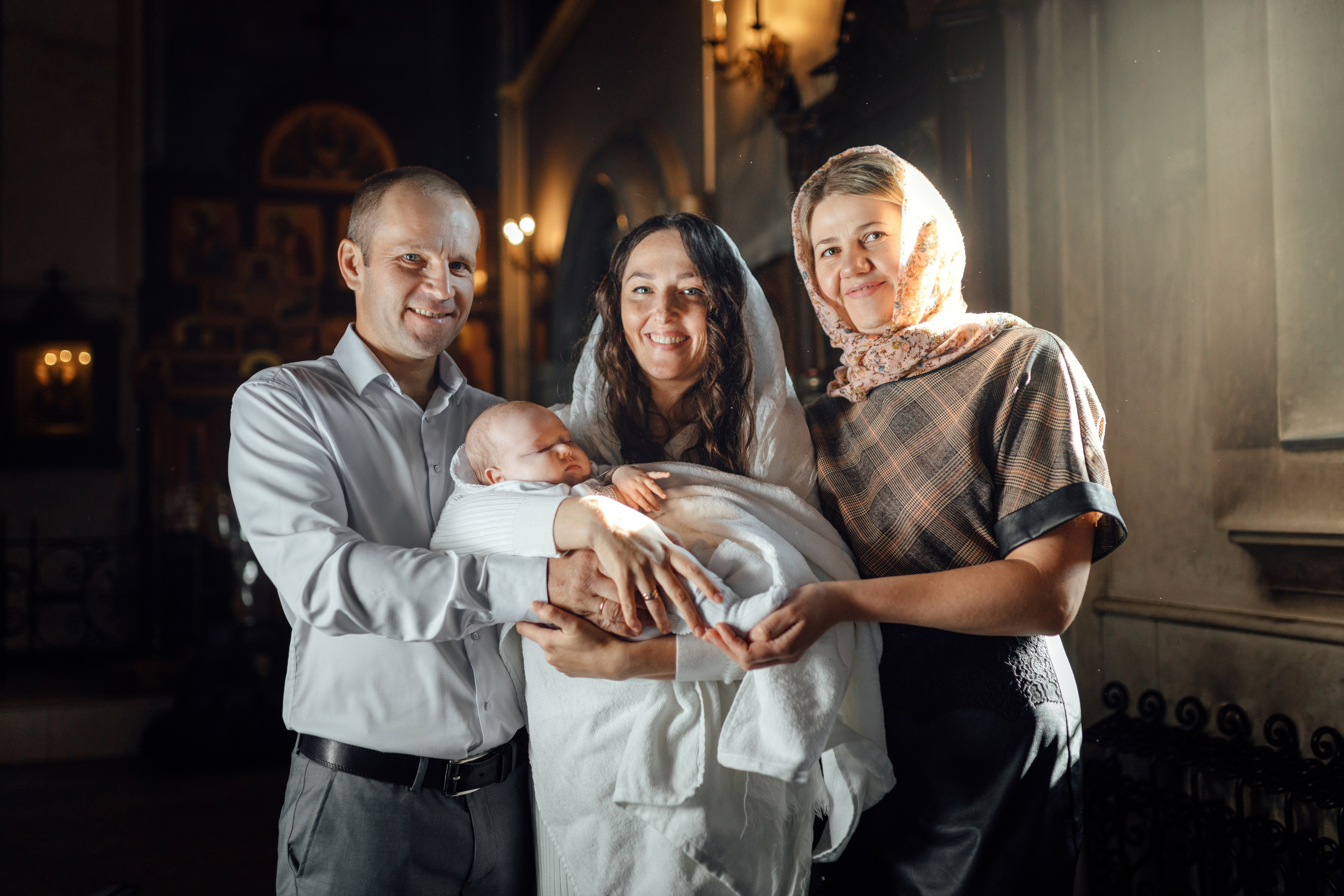 Крещение Тимура храм иконы Всех Скорбящих Радость, октябрь 2024