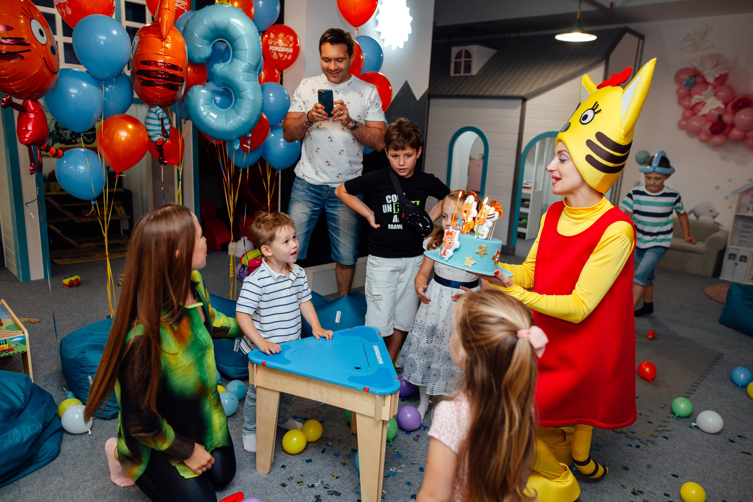 День рождение Даниила, 3 года, Мамслёт, август 22