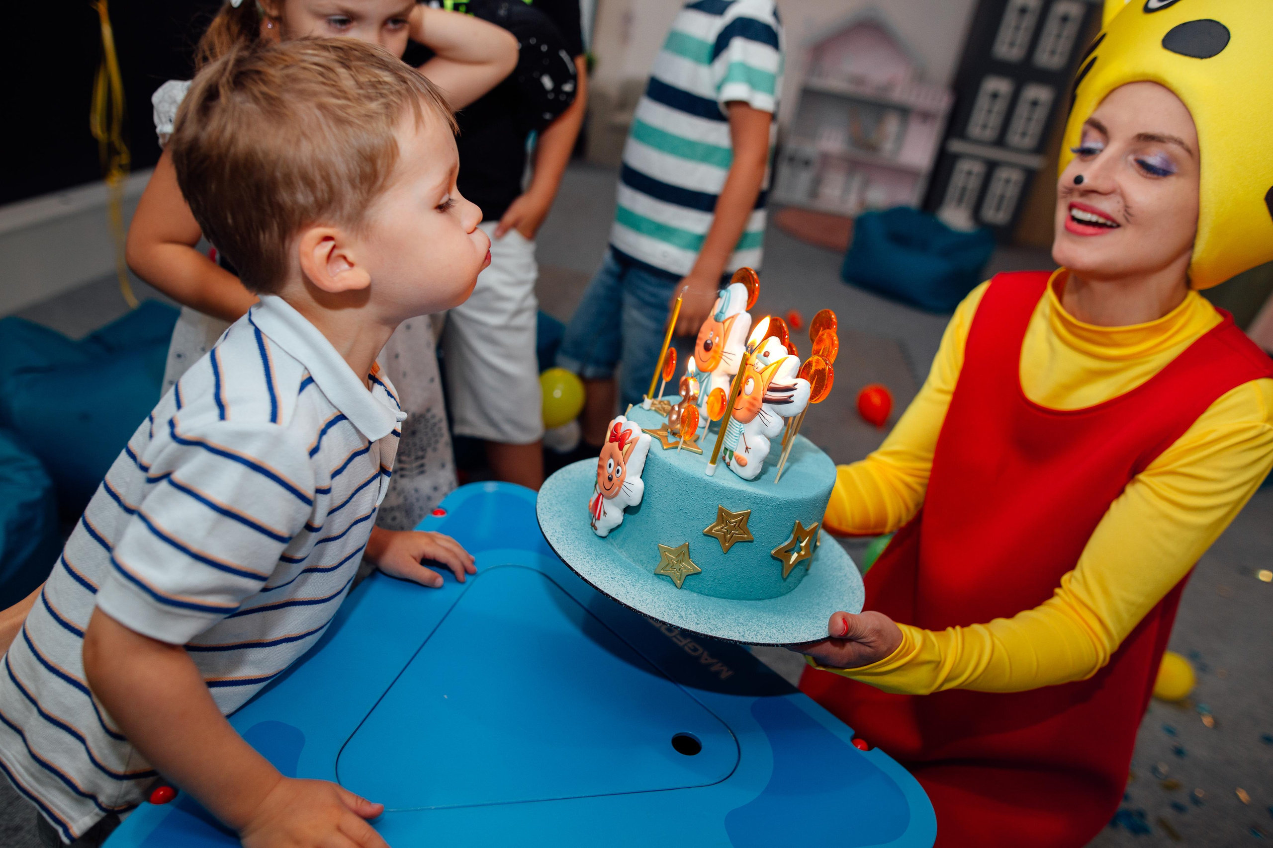 День рождение Даниила, 3 года, Мамслёт, август 22