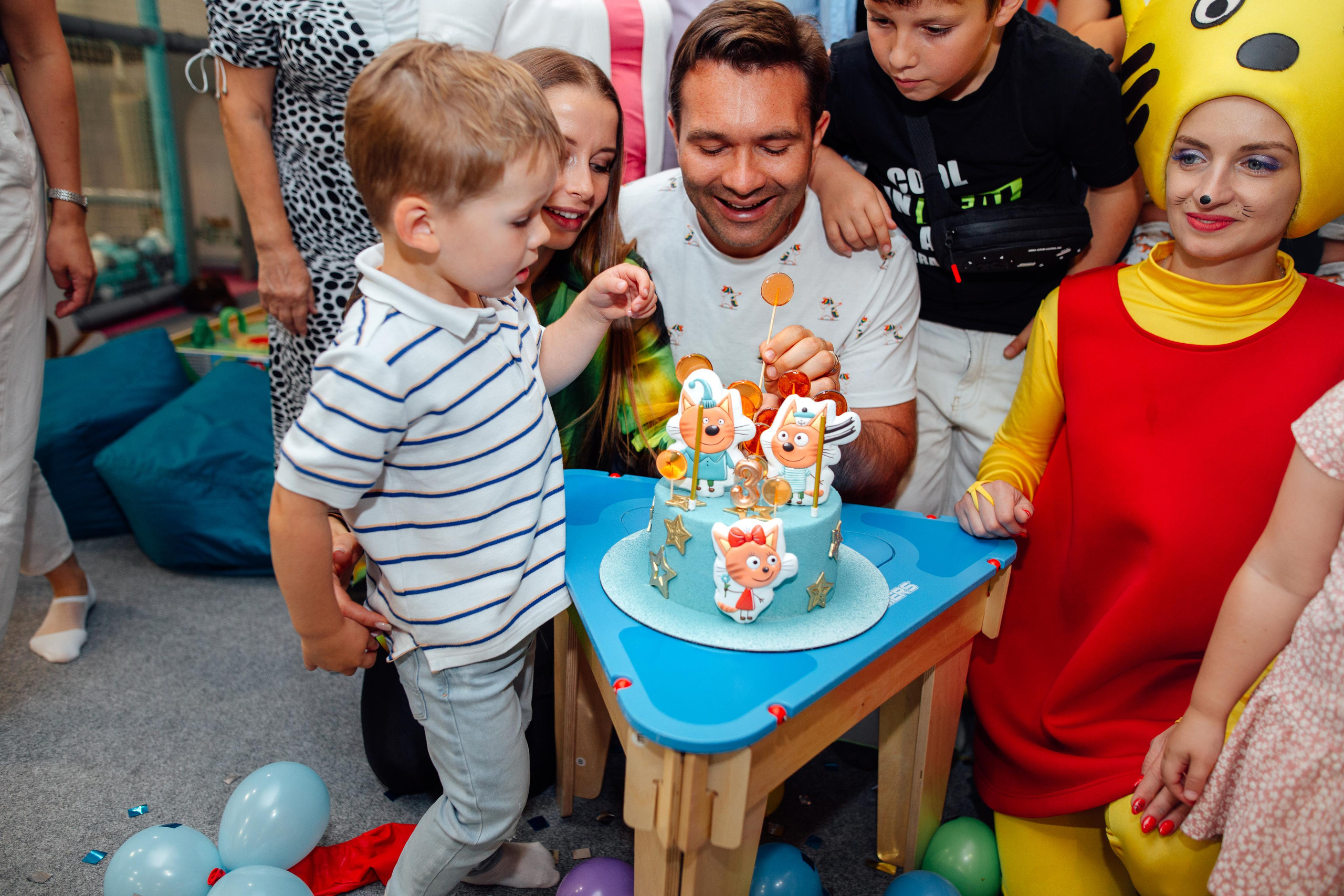 День рождение Даниила, 3 года, Мамслёт, август 22