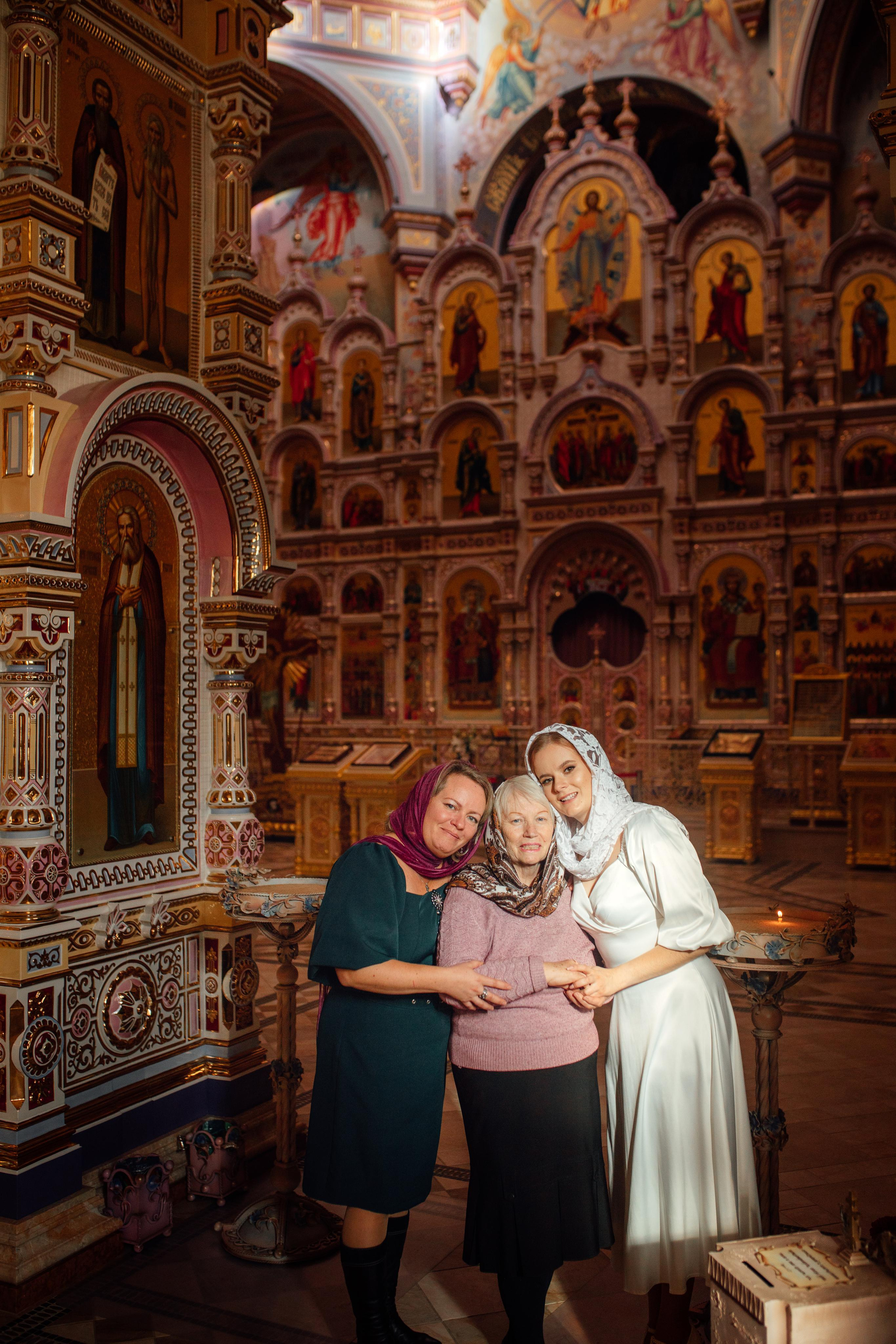 Кирилл и Александра, Храм Всех Святых, Минск октябрь 22