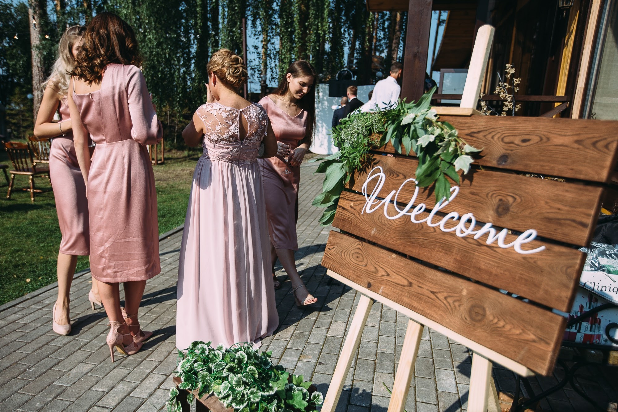 Молоко и немного везения. Свадебный и семейный фотограф в Екатеринбурге Илья Рихтер