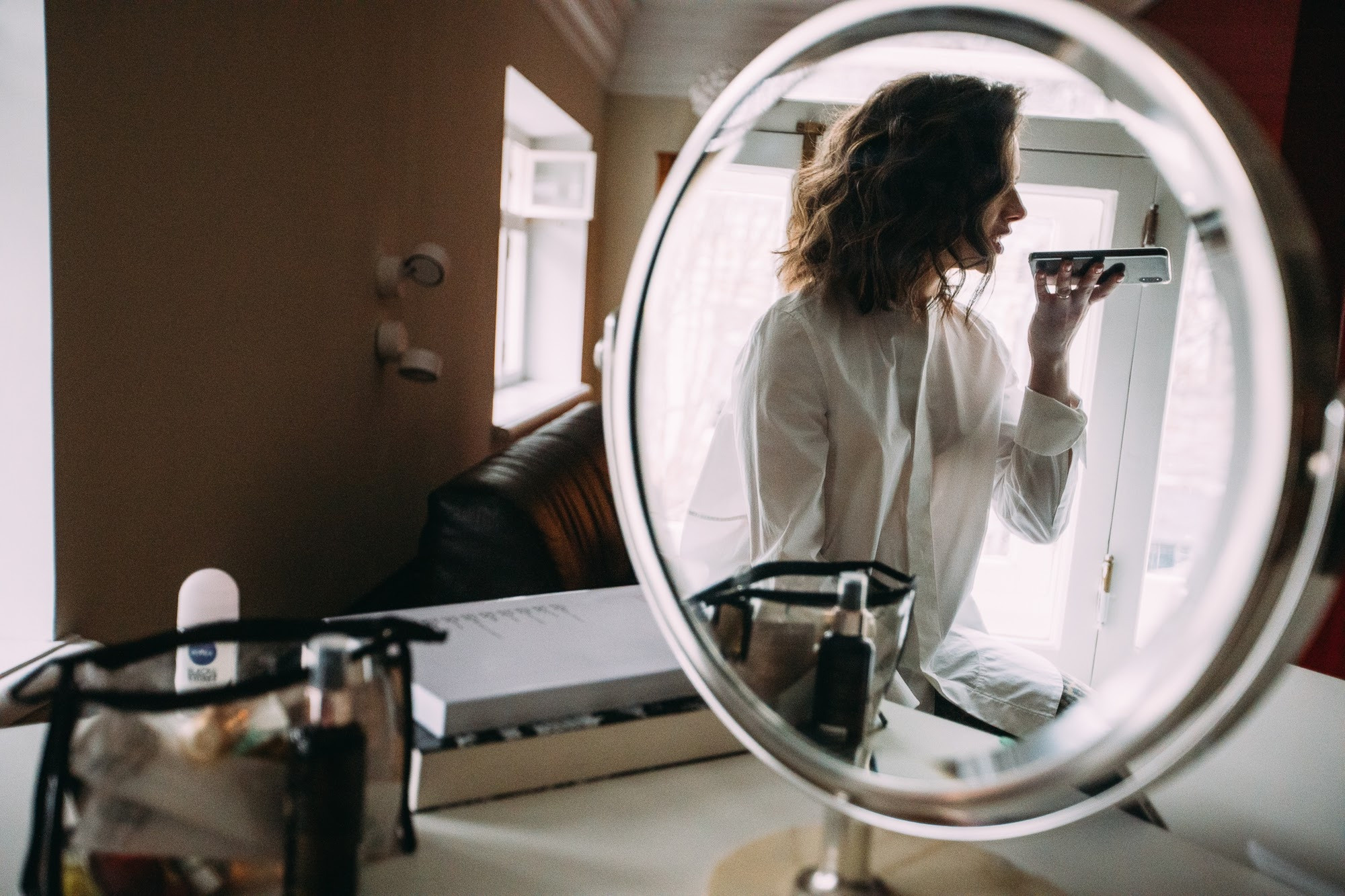 Москва. Вечер. Красные стены. Свадебный и семейный фотограф в Екатеринбурге Илья Рихтер