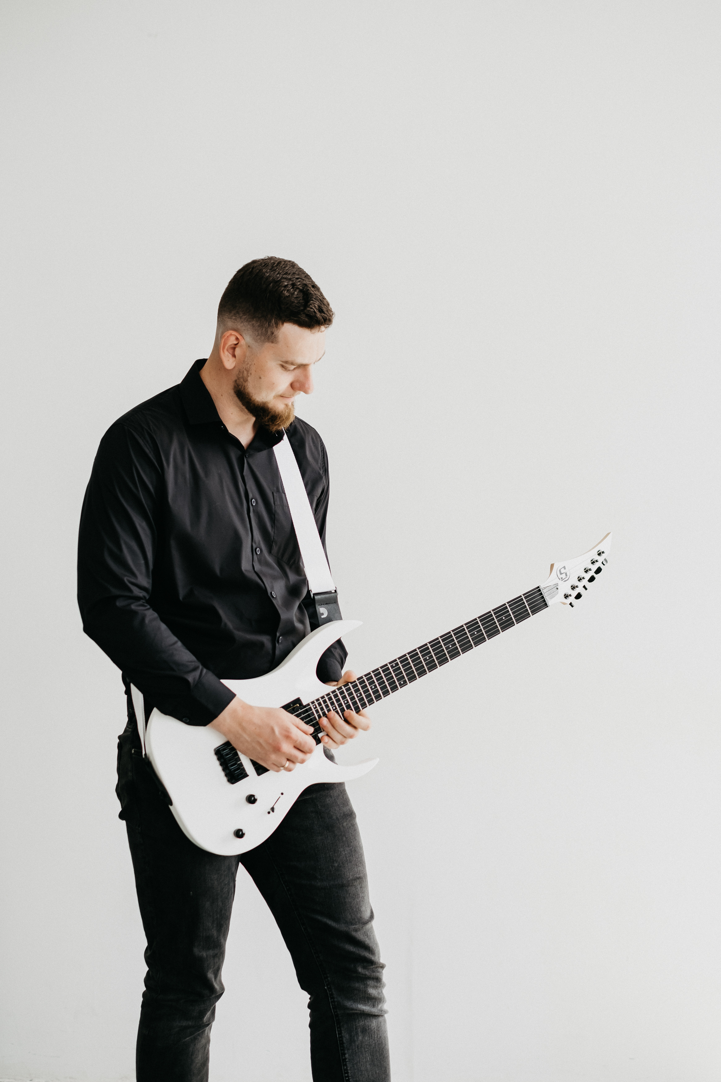 Съемка беременности в студии Волгограда. Свадебный и семейный фотограф в Волгограде Кристина Иванова