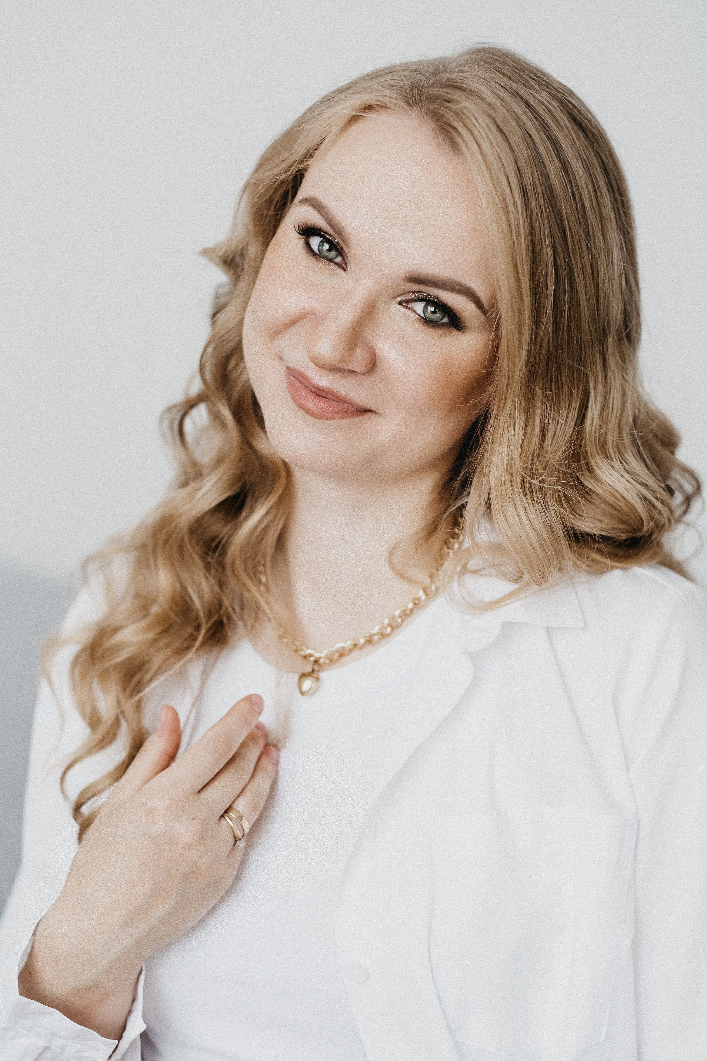 Съемка беременности в студии Волгограда. Свадебный и семейный фотограф в Волгограде Кристина Иванова