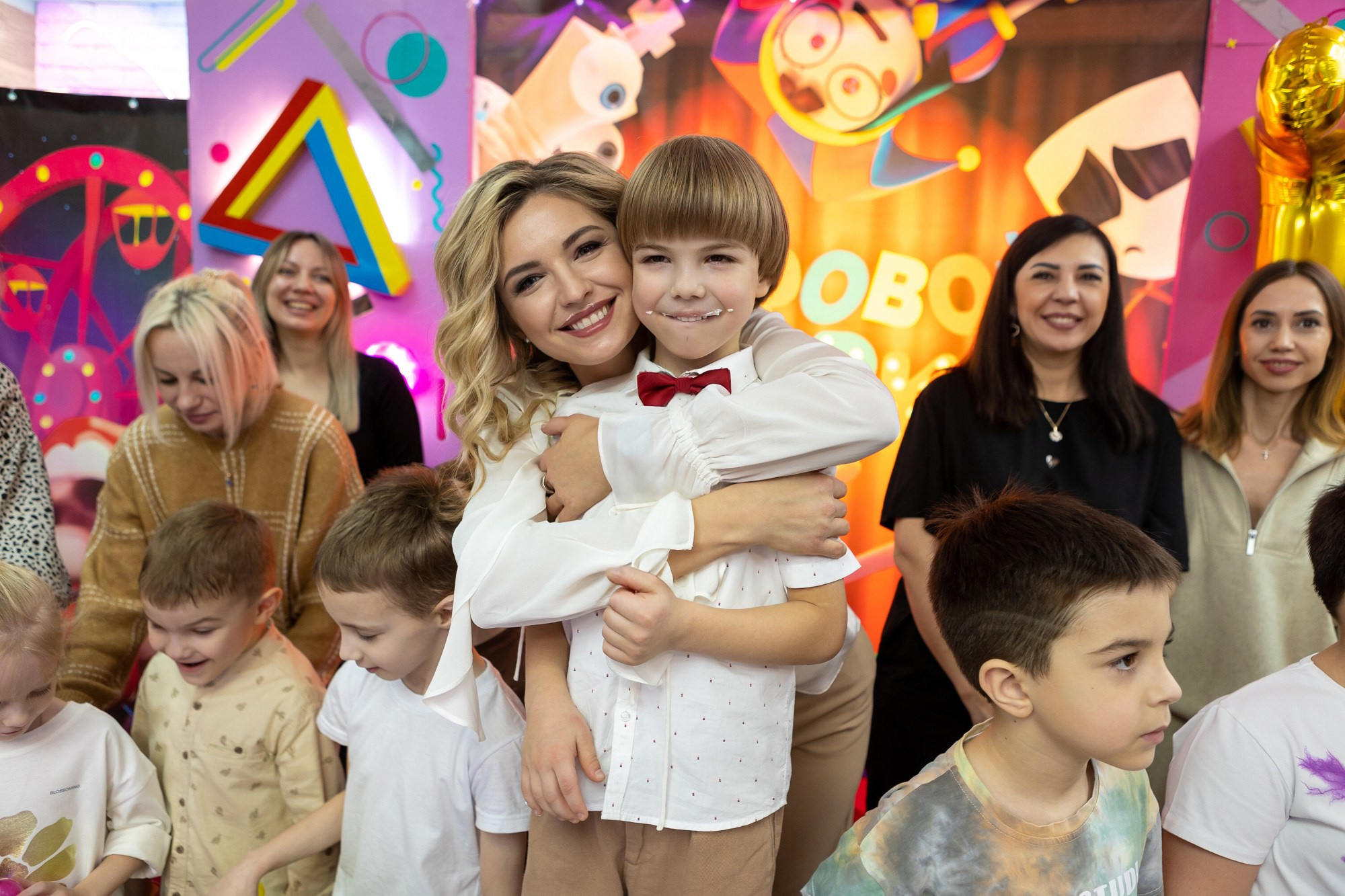 День рождения в Magic Room. Фотограф в Оренбурге. Профессиональный фотограф