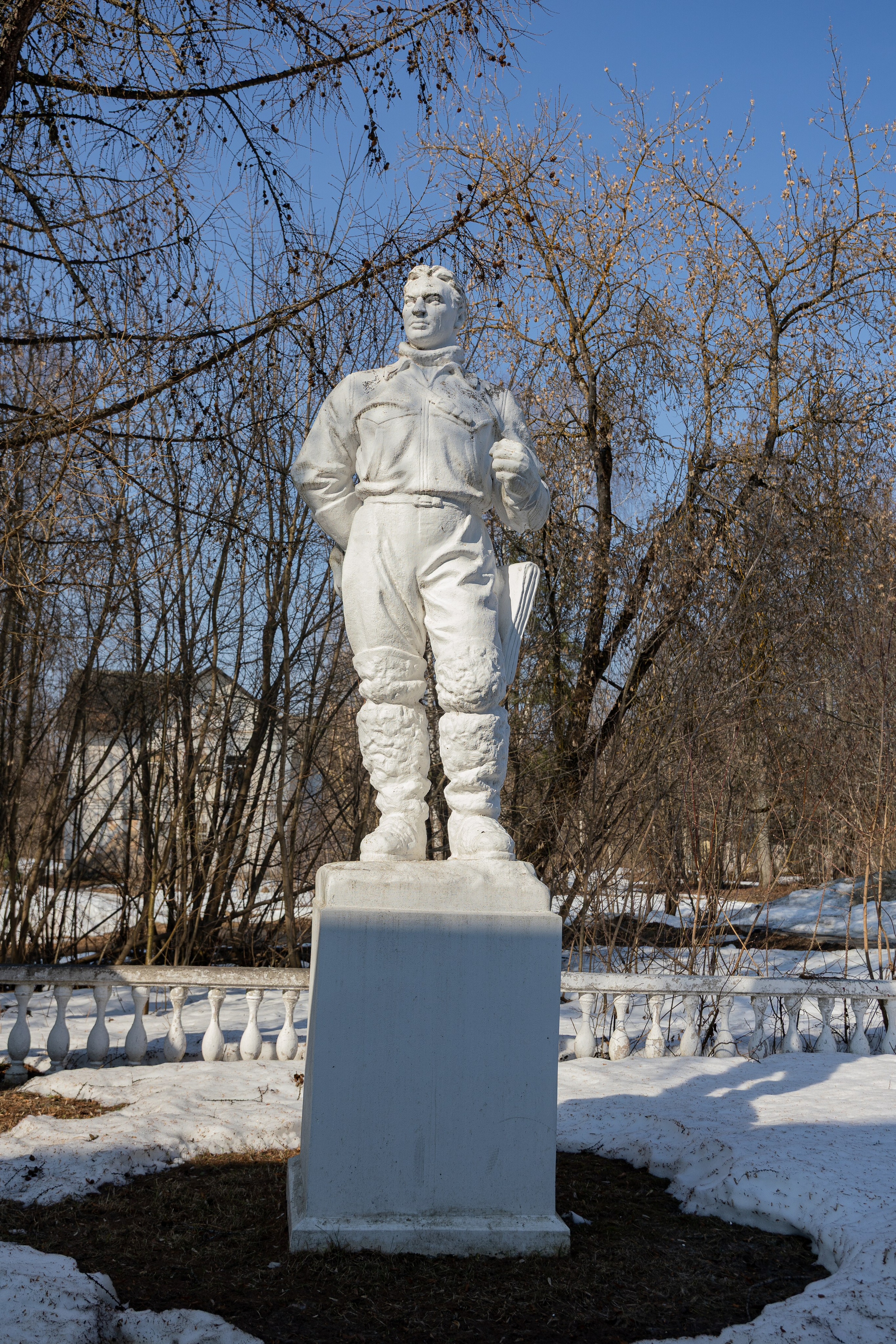 РЫБИНСК. МЕХЗАВОД. МОНУМЕНТ «ВОЛГА». ПЕРЕБОРЫ. ФОТОИСТОРИЯ. УСКОЛЬЗАЮЩАЯ КРАСОТА В ДЕТАЛЯХ