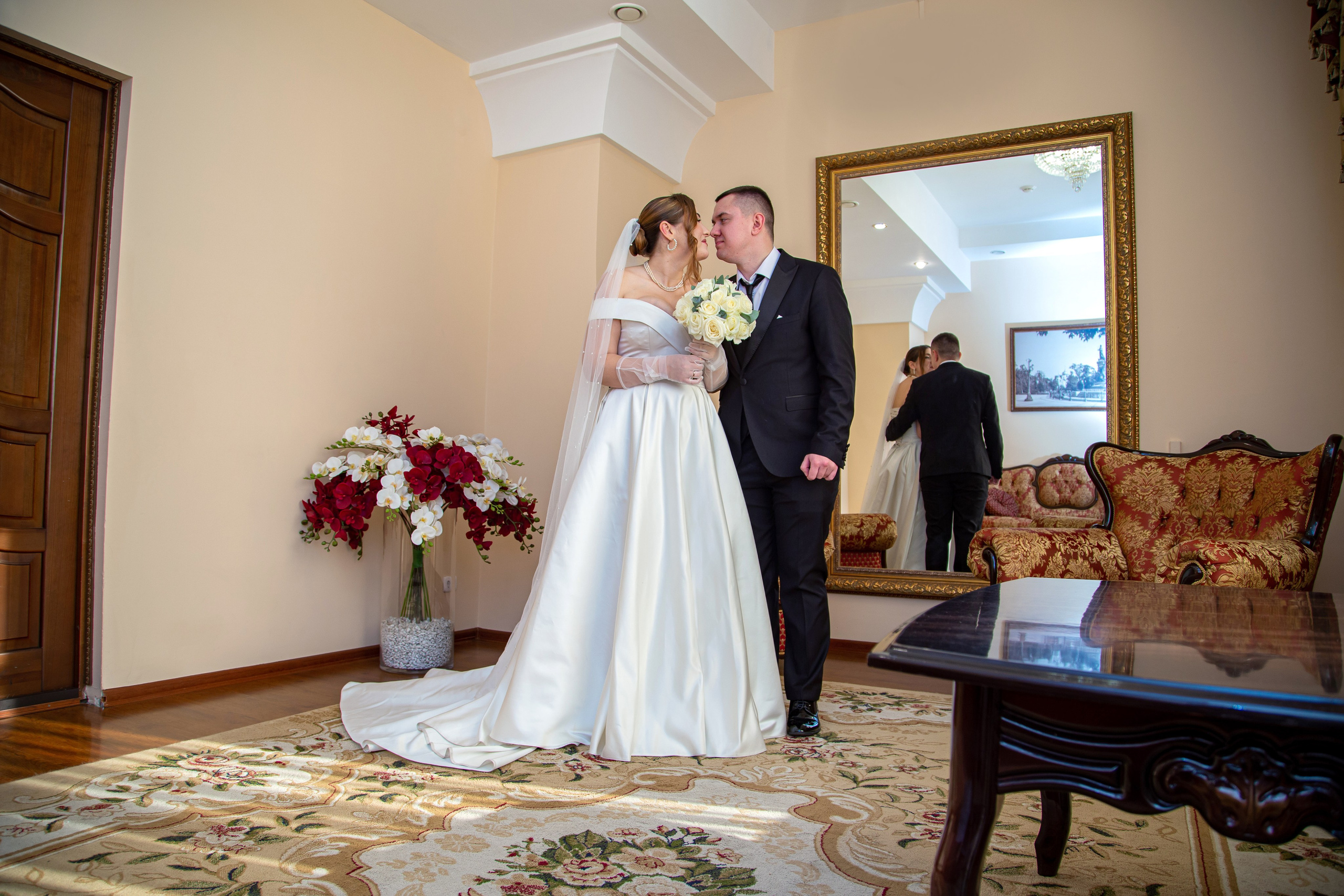 Свадебные фото. Фотограф Краснодара, фотограф в парке Галецкого.репортажный фотограф. детский фотограф, свадебный фотограф. профессиональный фотограф