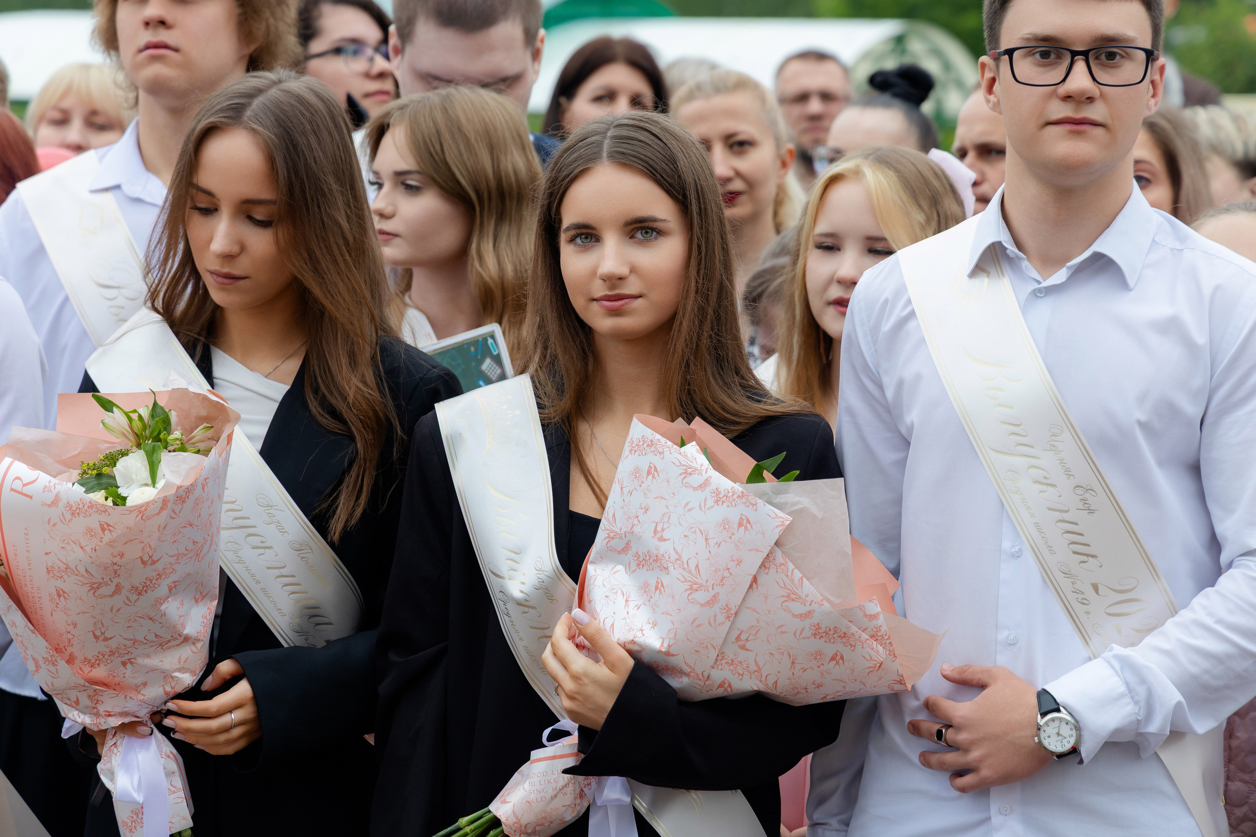 Последний звонок 2025 в Минске. Свадебный фотограф в Минске/Беларуси Сергей Спиридонов