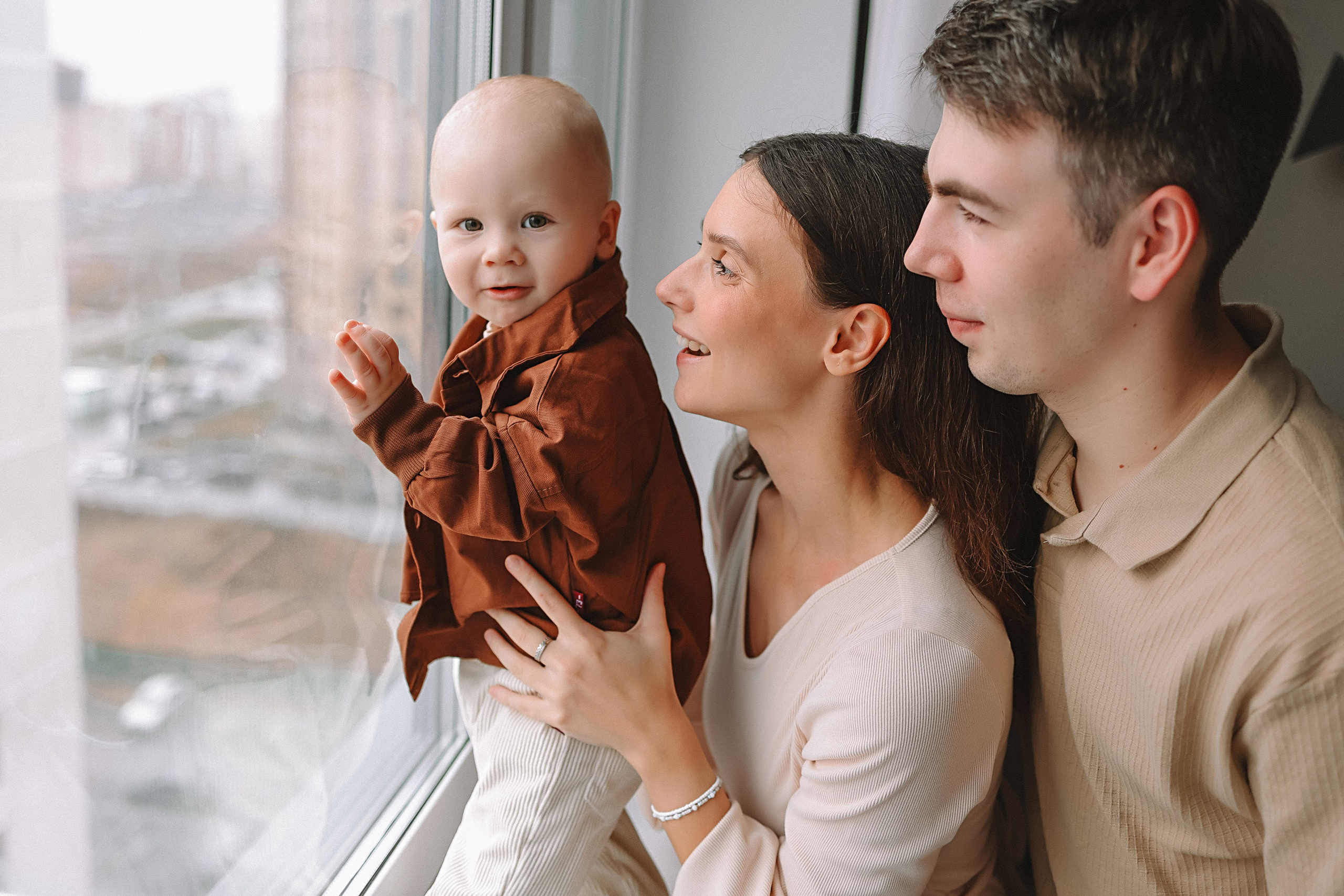 1 год Леону. Семейный фотограф Тюмень, фотограф на роды Салмина Мария
