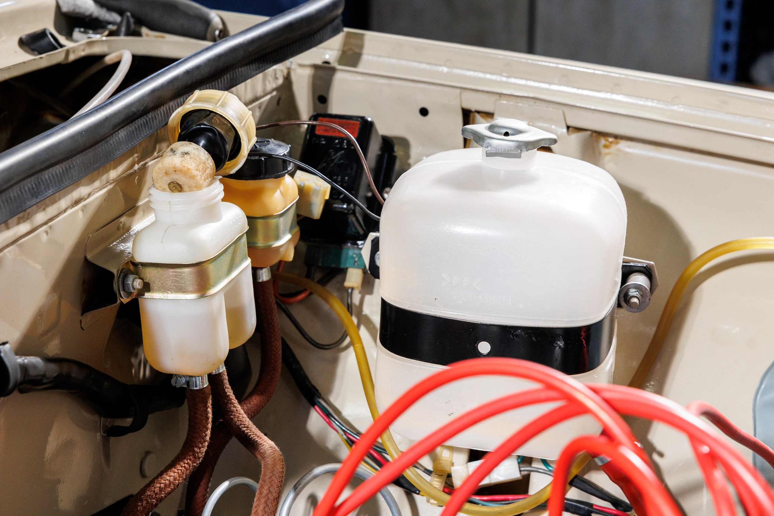 Автомобильная фотосъемка ВАЗ 2101 после реставрации в Бюро "Наследие"