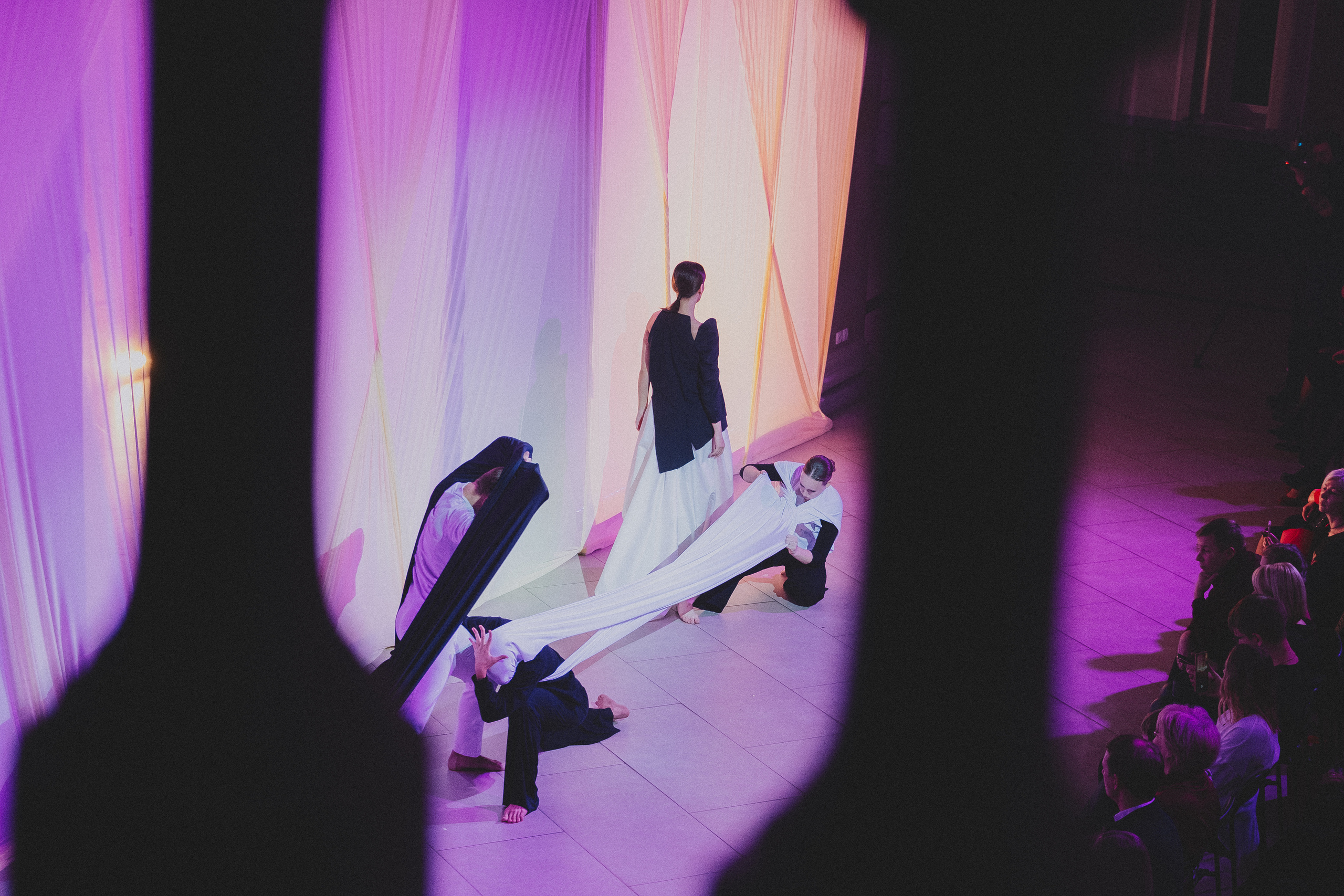 Показ Darya Kipriyanova «Метаморфозы». Екатерина Курбанова. Женский фотограф