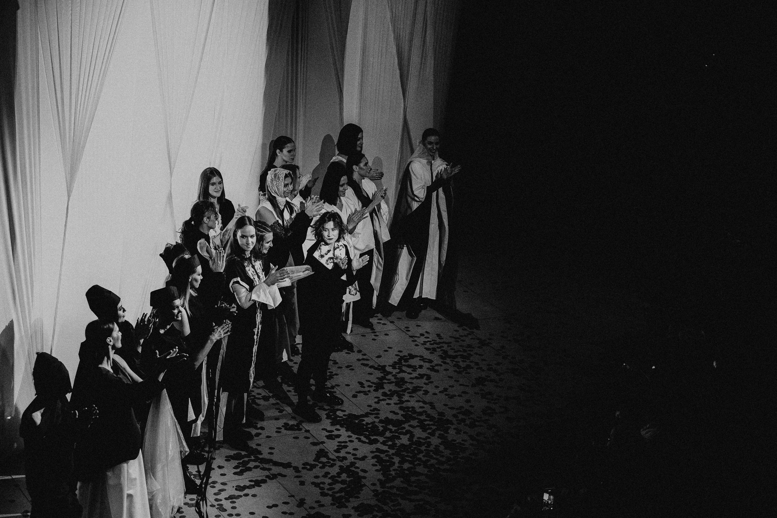 Показ Darya Kipriyanova «Метаморфозы». Екатерина Курбанова. Женский фотограф