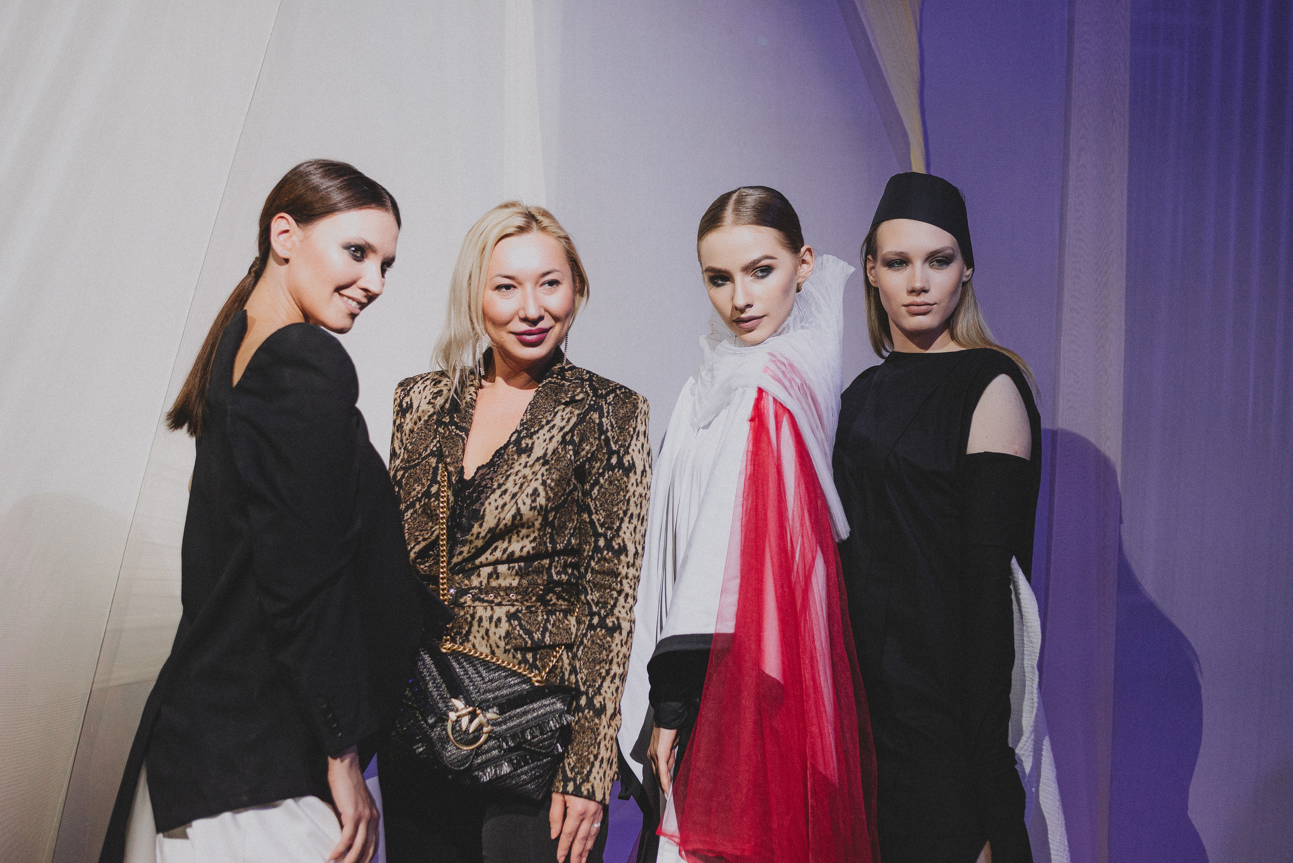 Показ Darya Kipriyanova «Метаморфозы». Екатерина Курбанова. Женский фотограф