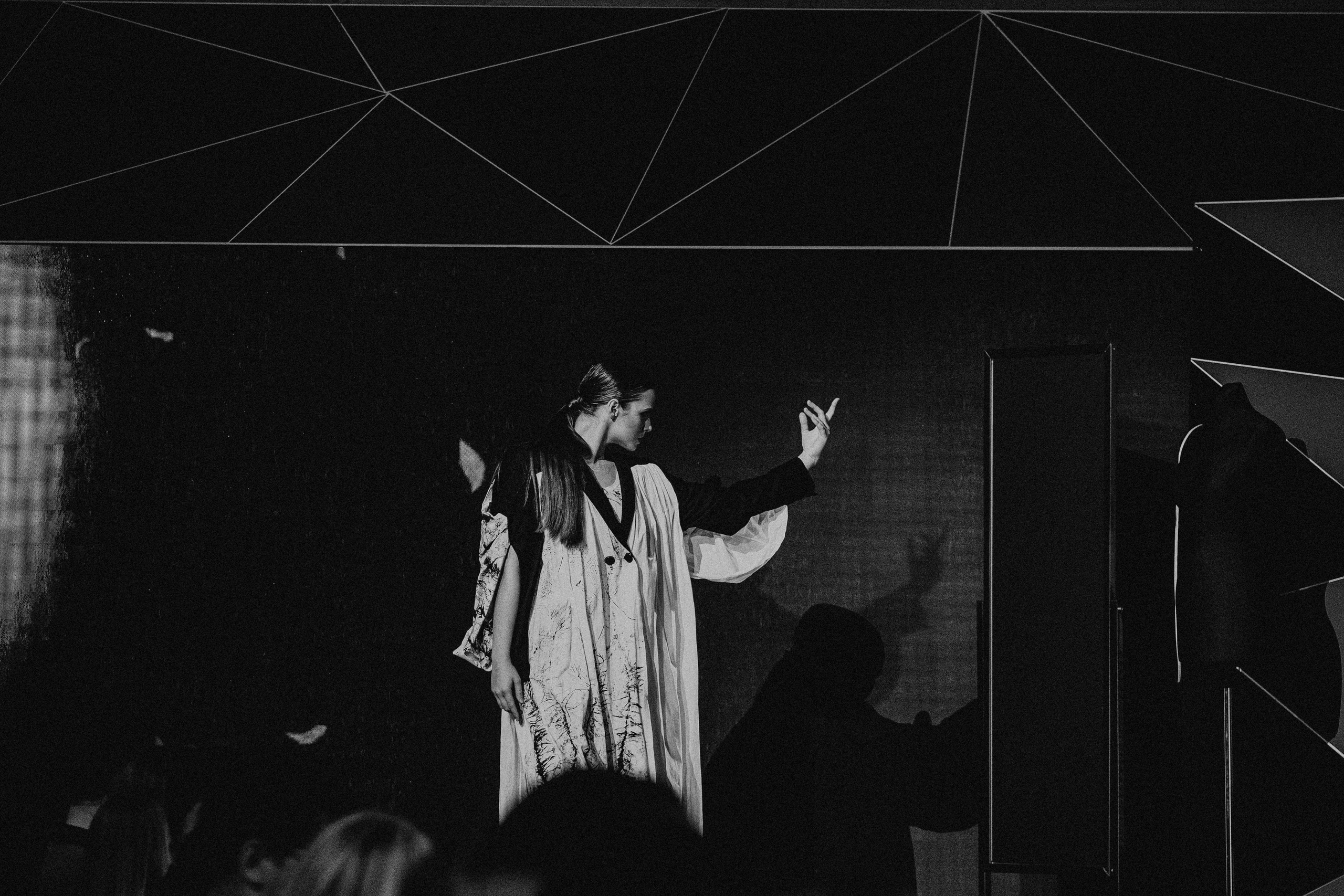 Показ Darya Kipriyanova «Метаморфозы». Екатерина Курбанова. Женский фотограф