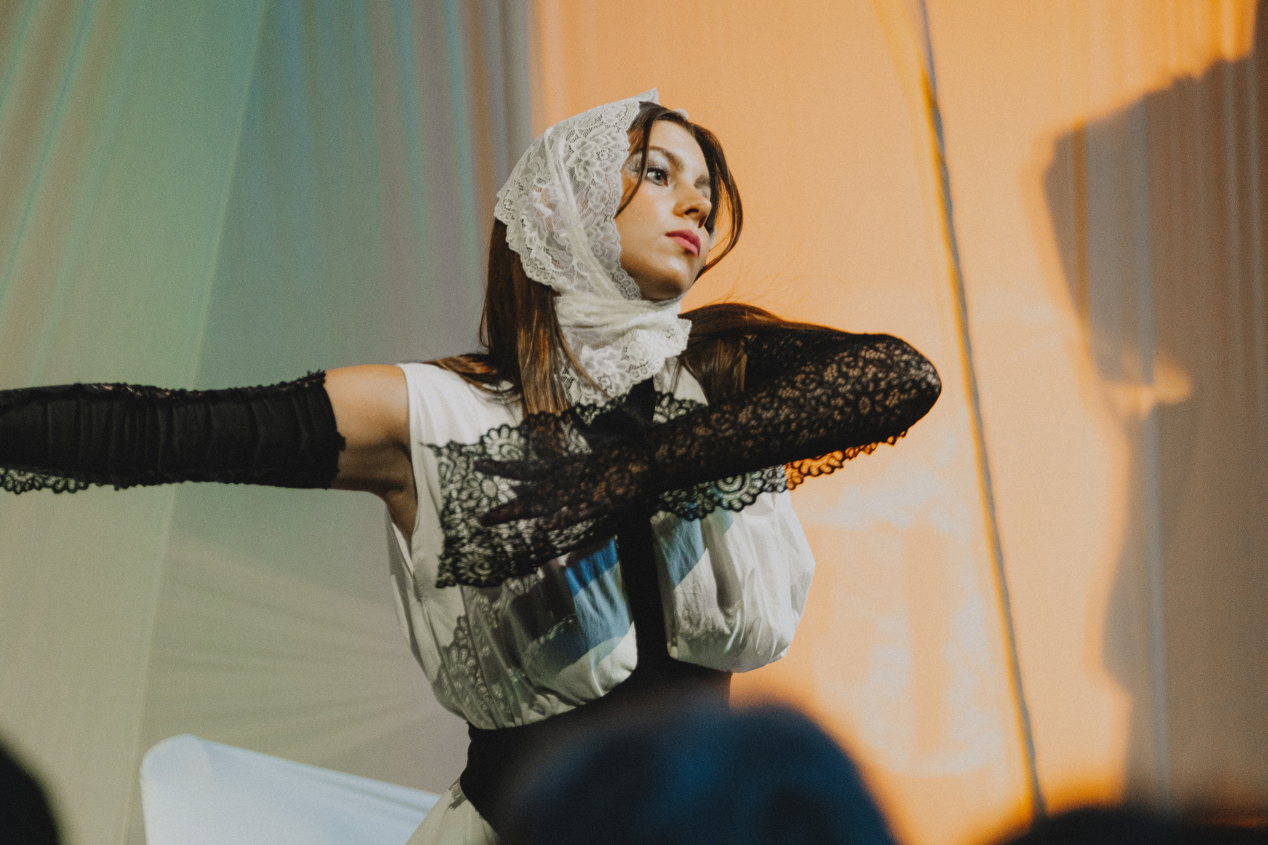 Показ Darya Kipriyanova «Метаморфозы». Екатерина Курбанова. Женский фотограф