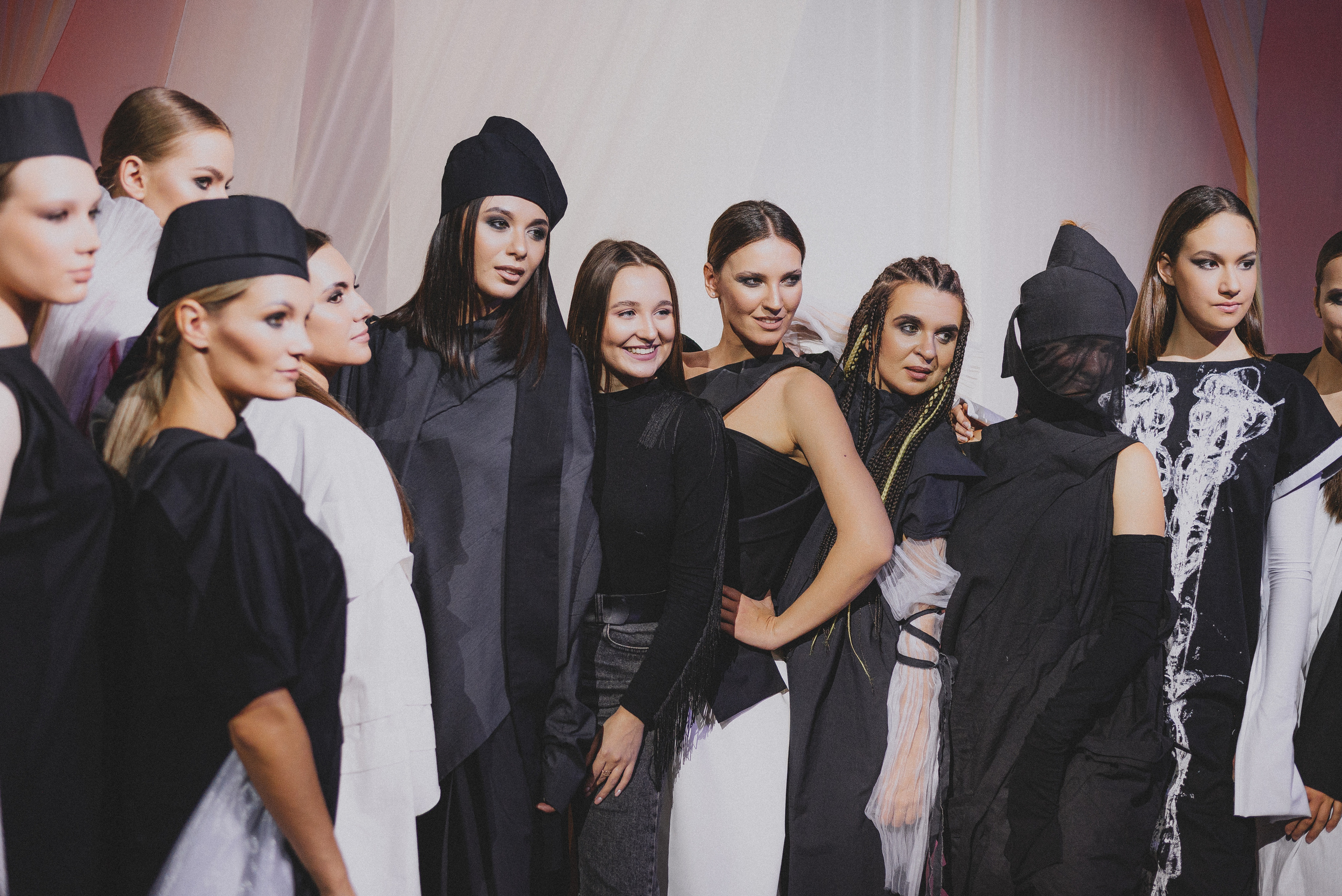 Показ Darya Kipriyanova «Метаморфозы». Екатерина Курбанова. Женский фотограф