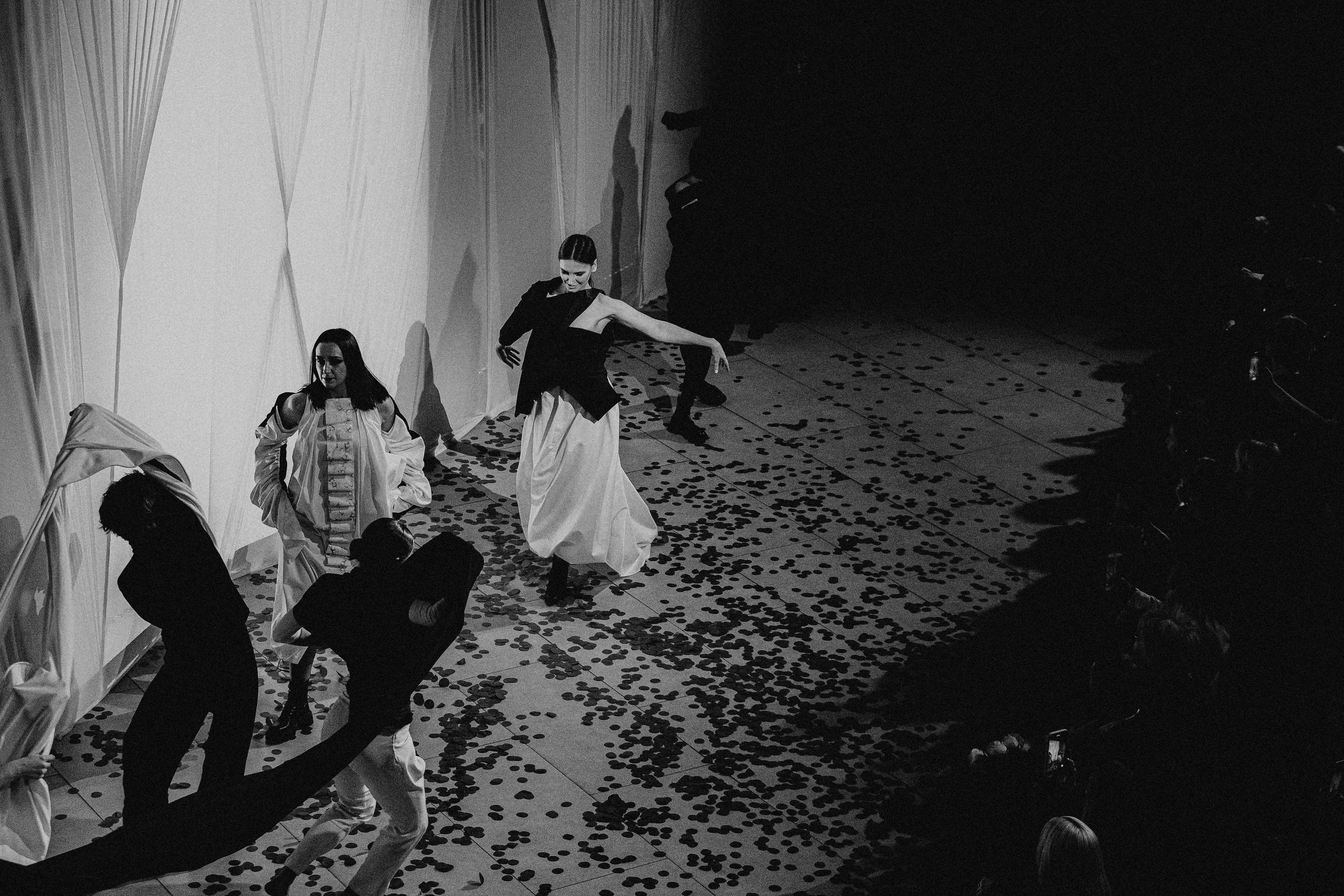 Показ Darya Kipriyanova «Метаморфозы». Екатерина Курбанова. Женский фотограф