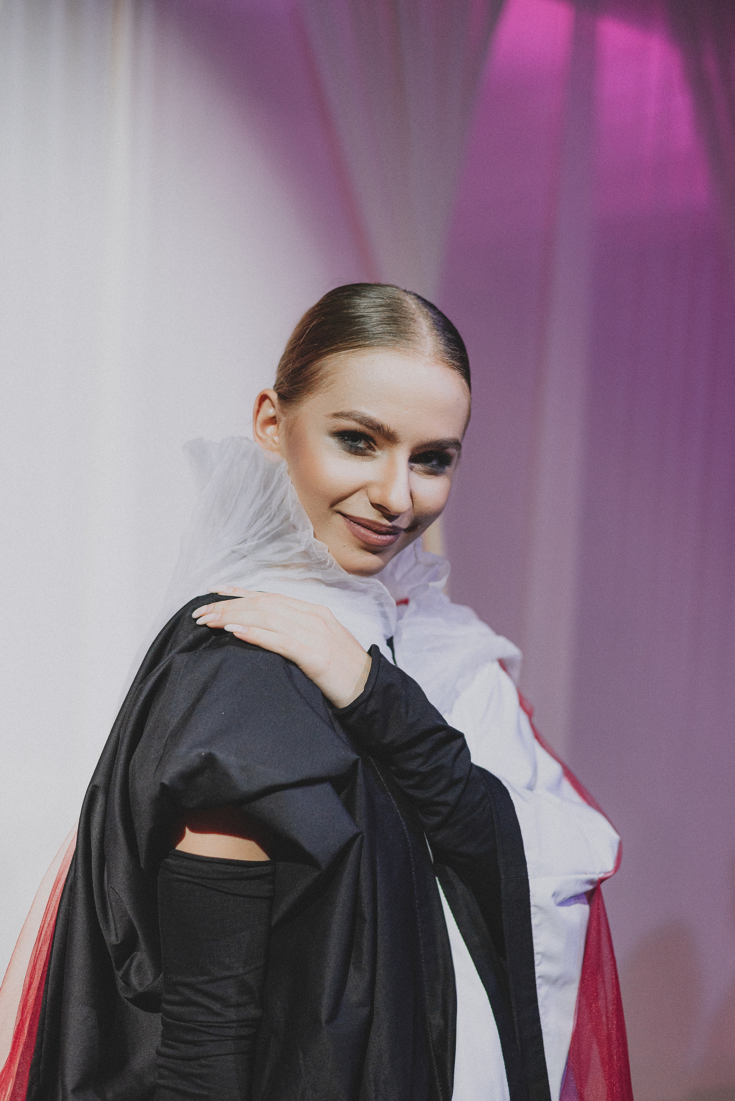 Показ Darya Kipriyanova «Метаморфозы». Екатерина Курбанова. Женский фотограф