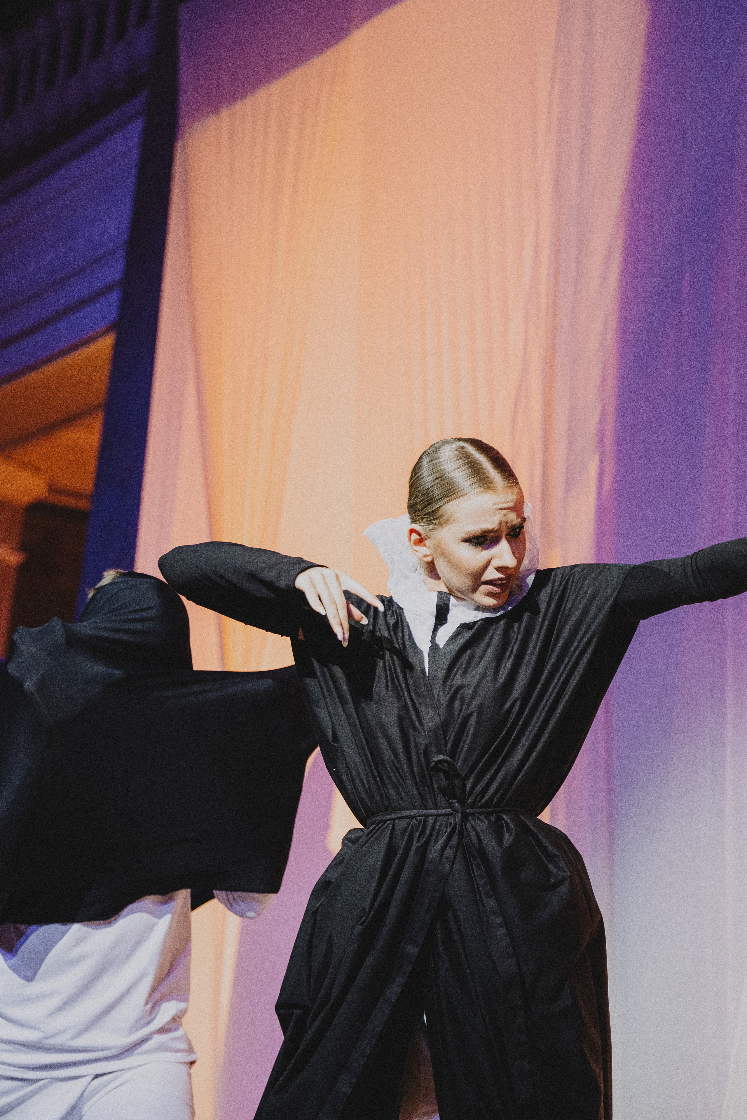 Показ Darya Kipriyanova «Метаморфозы». Екатерина Курбанова. Женский фотограф