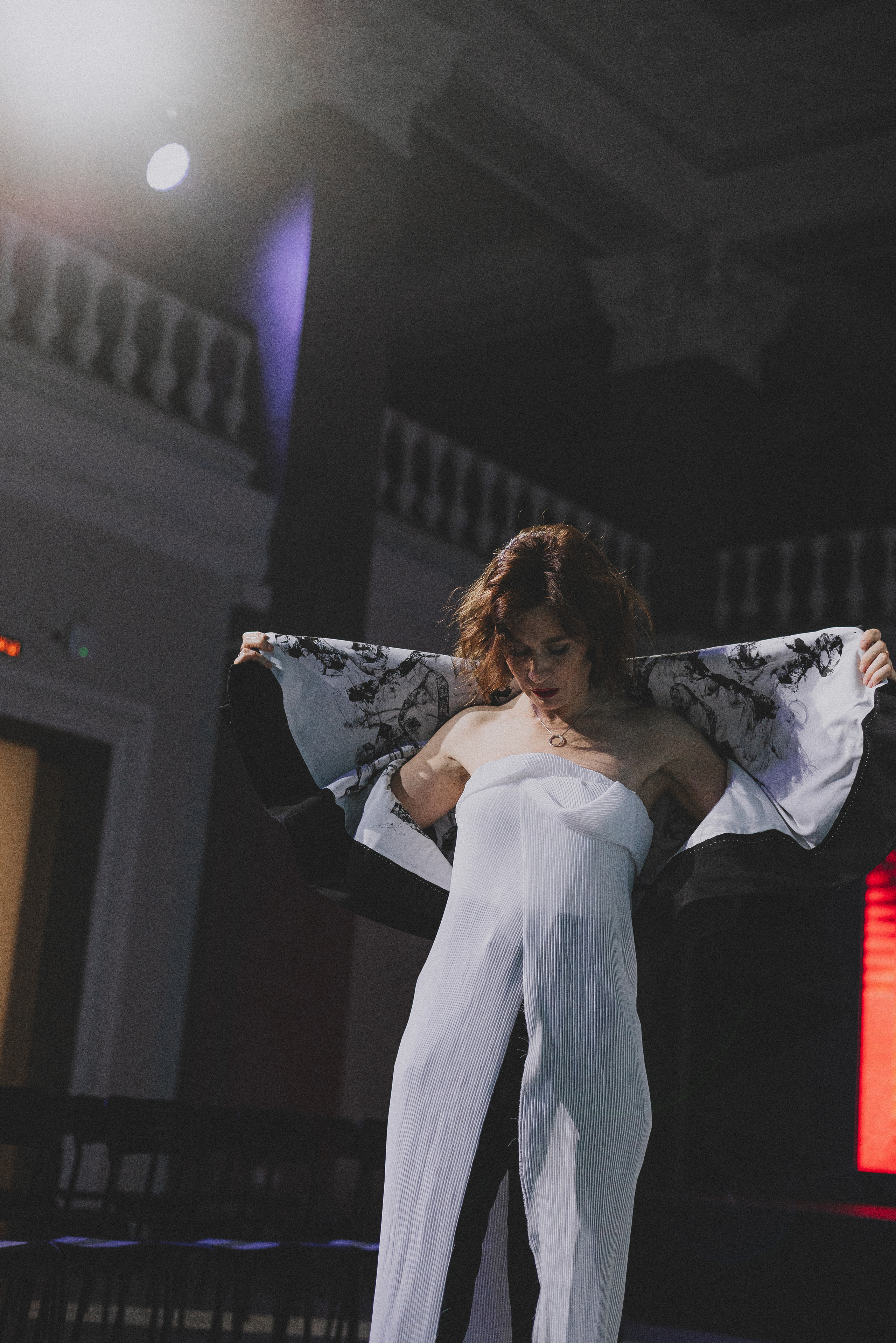 Показ Darya Kipriyanova «Метаморфозы». Екатерина Курбанова. Женский фотограф