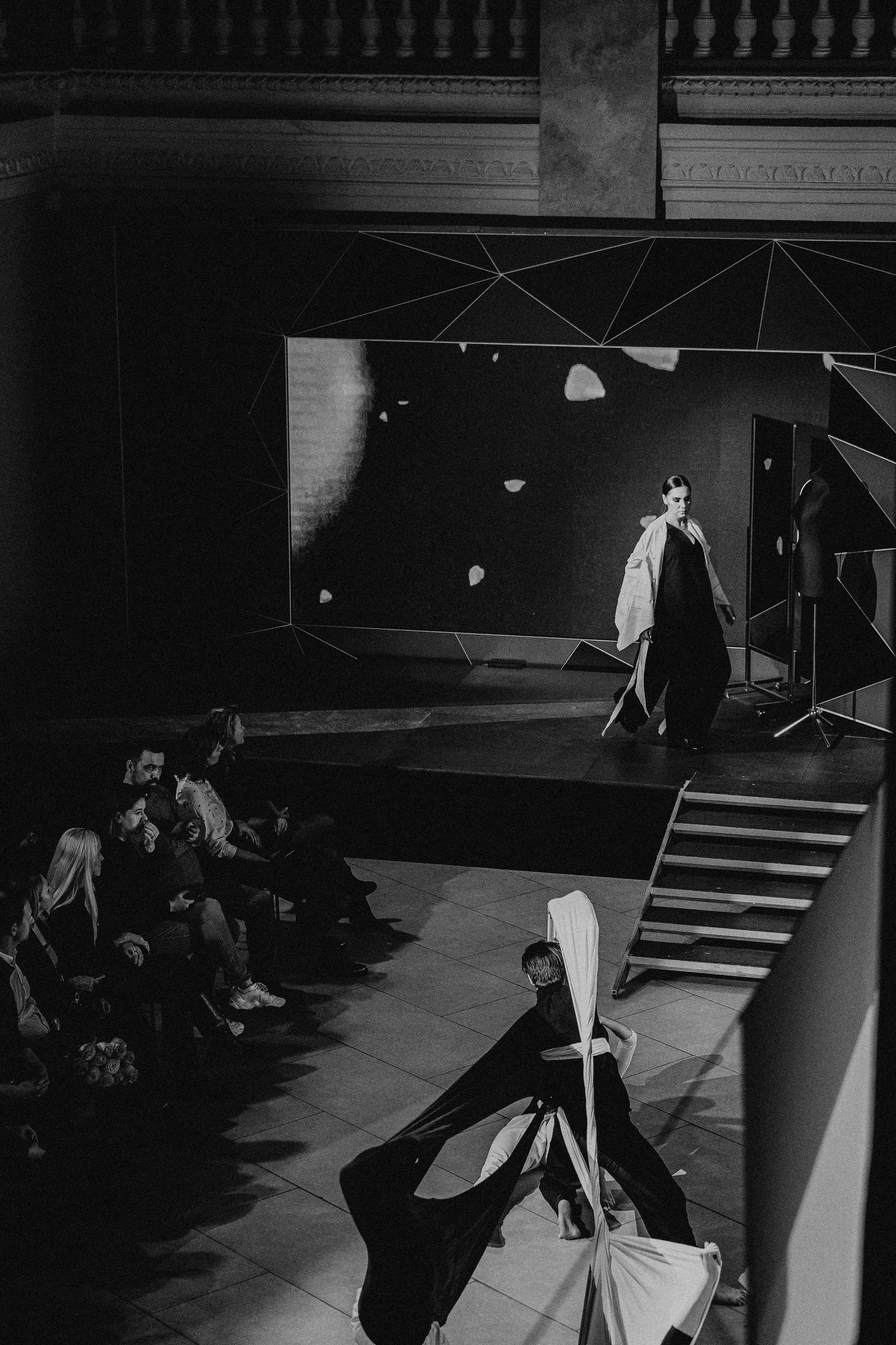 Показ Darya Kipriyanova «Метаморфозы». Екатерина Курбанова. Женский фотограф