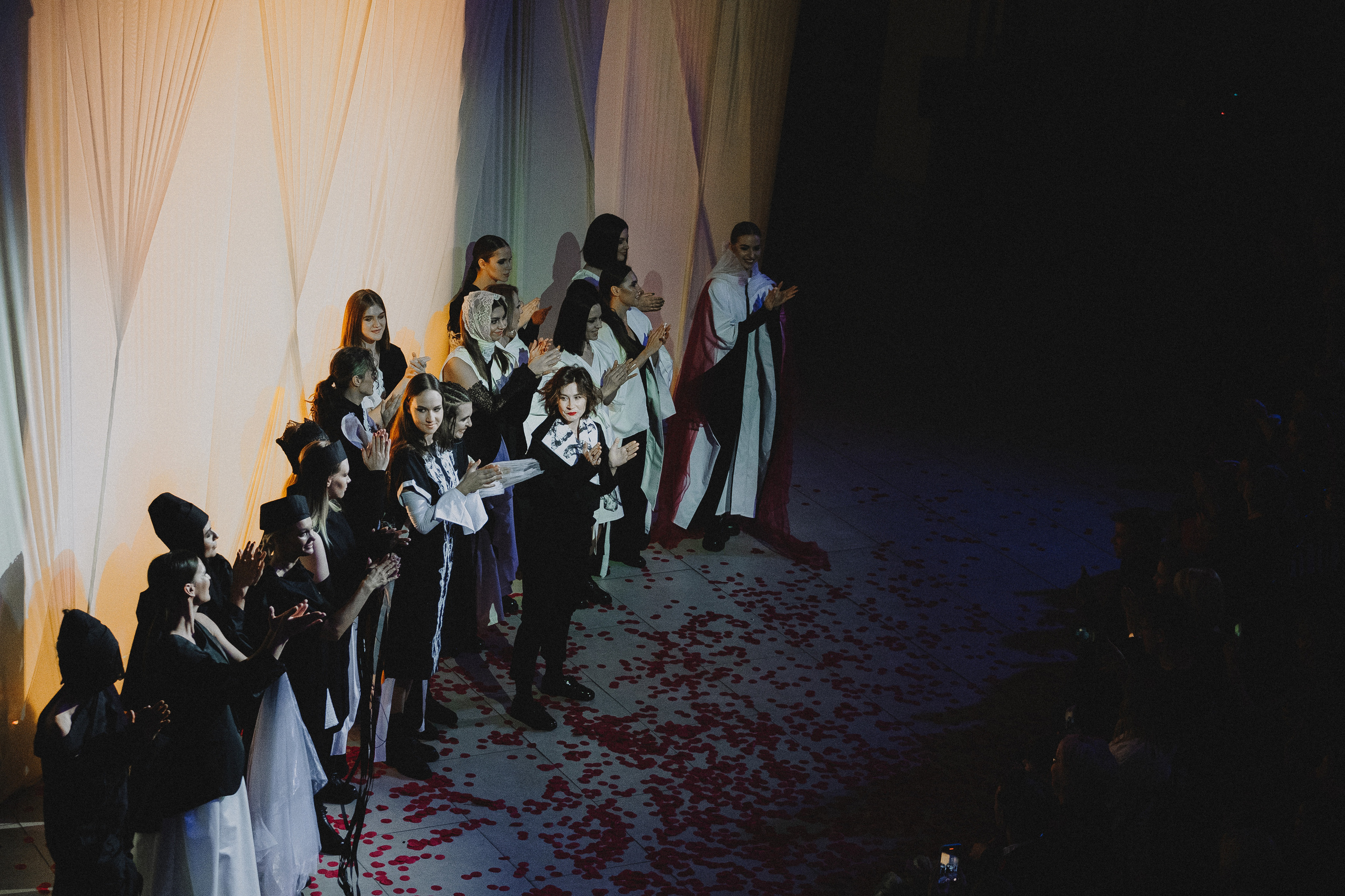 Показ Darya Kipriyanova «Метаморфозы». Екатерина Курбанова. Женский фотограф