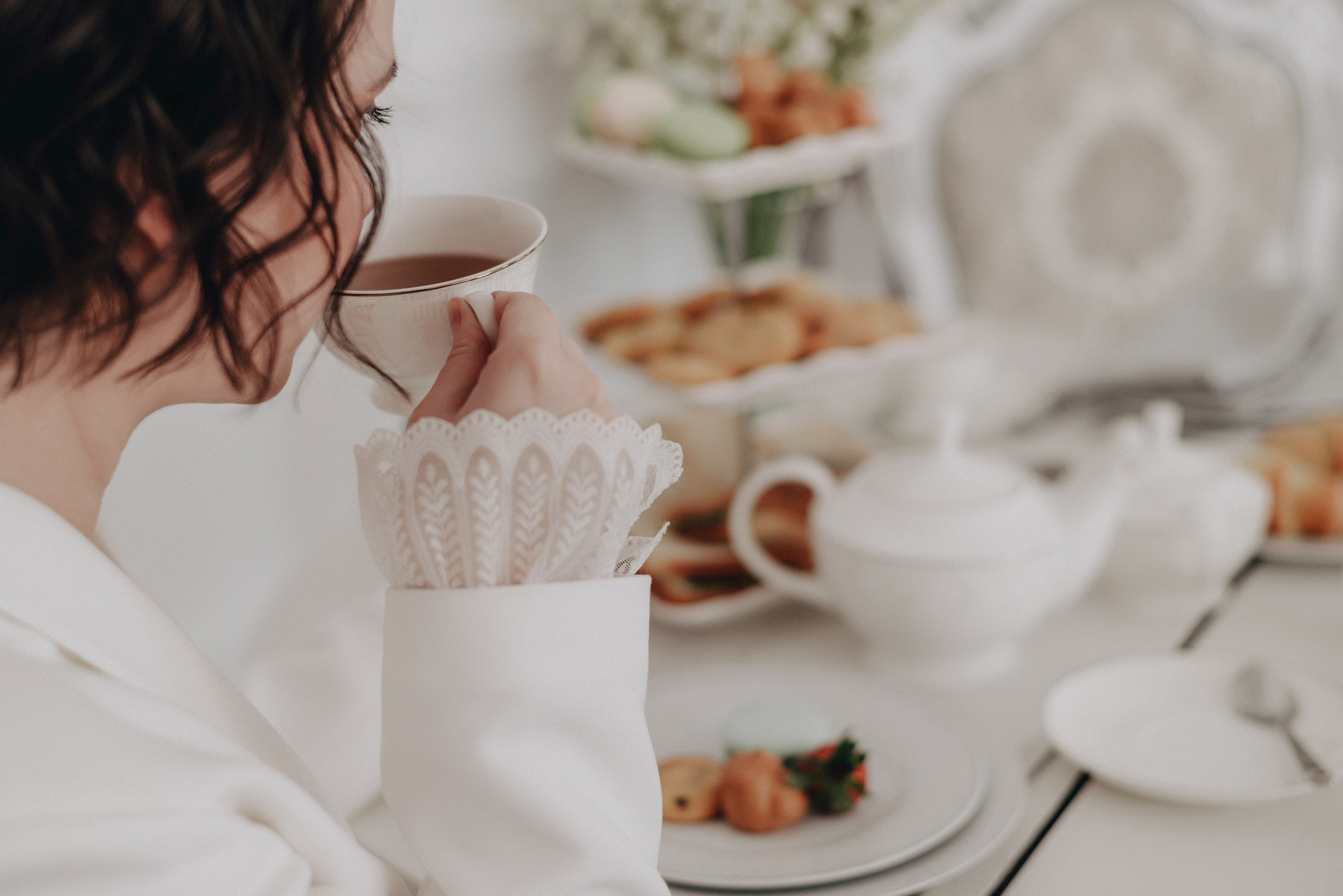 Дарья Лоханская, специалист по столовому этикету. Екатерина Курбанова. Женский фотограф