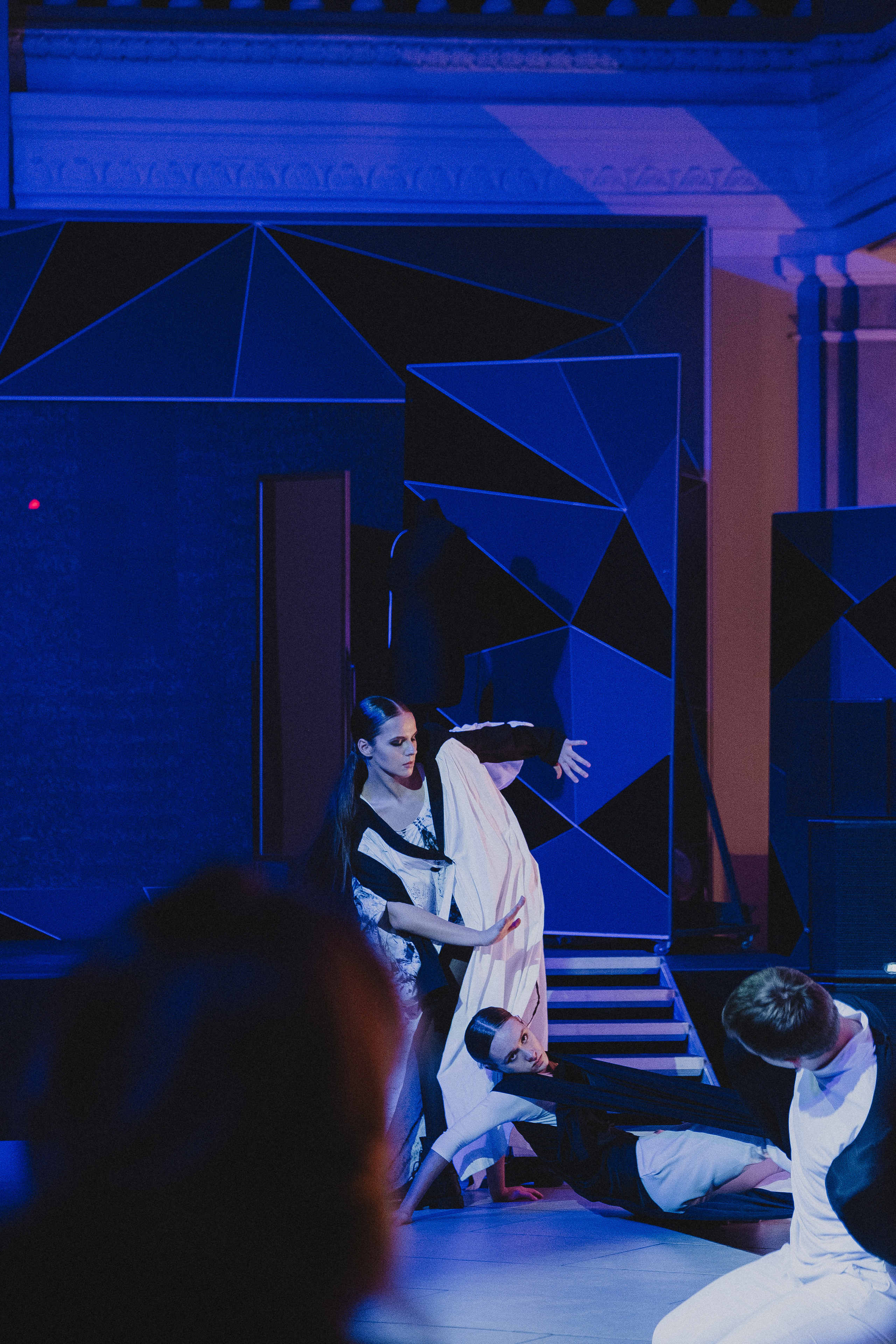 Показ Darya Kipriyanova «Метаморфозы». Екатерина Курбанова. Женский фотограф