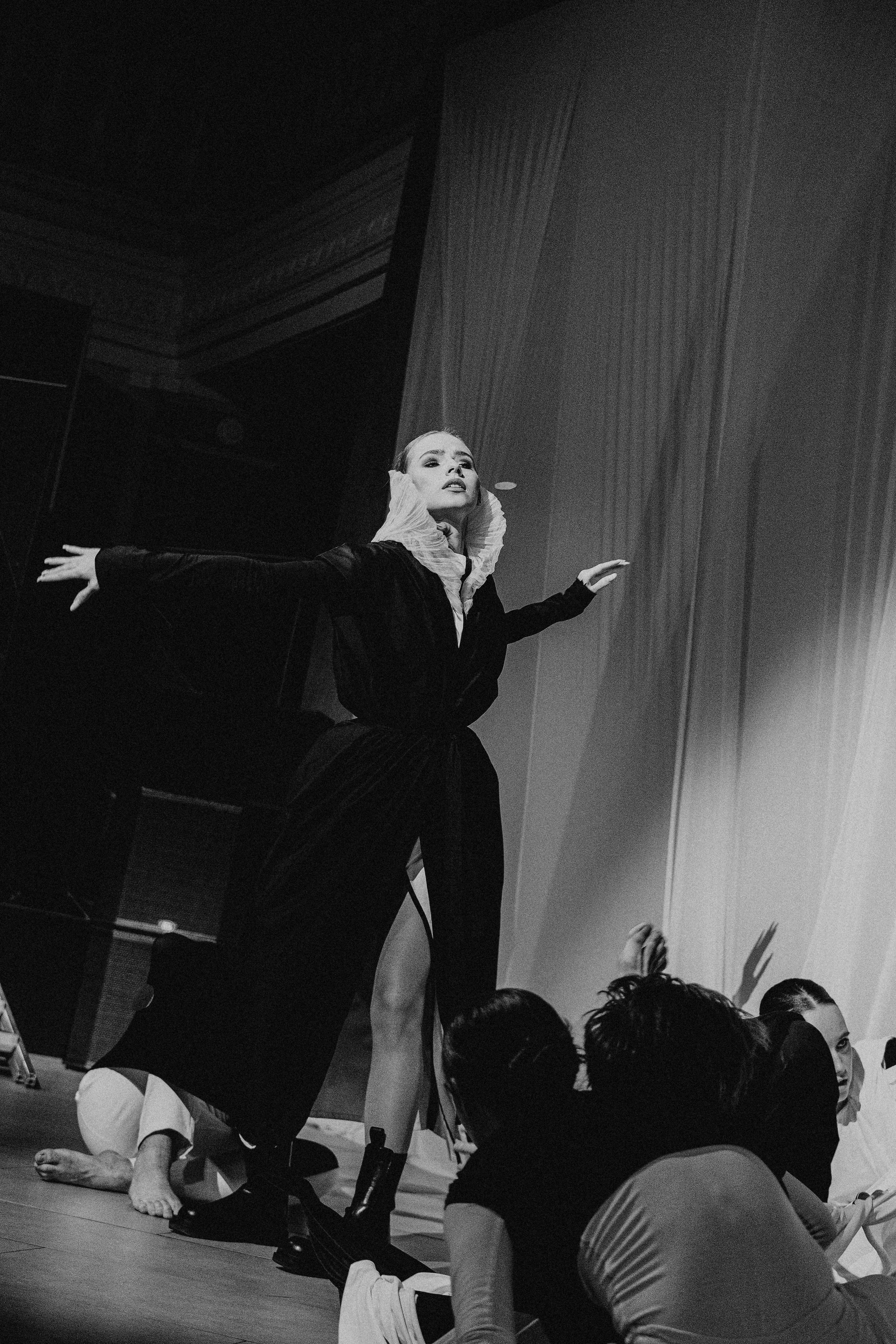 Показ Darya Kipriyanova «Метаморфозы». Екатерина Курбанова. Женский фотограф