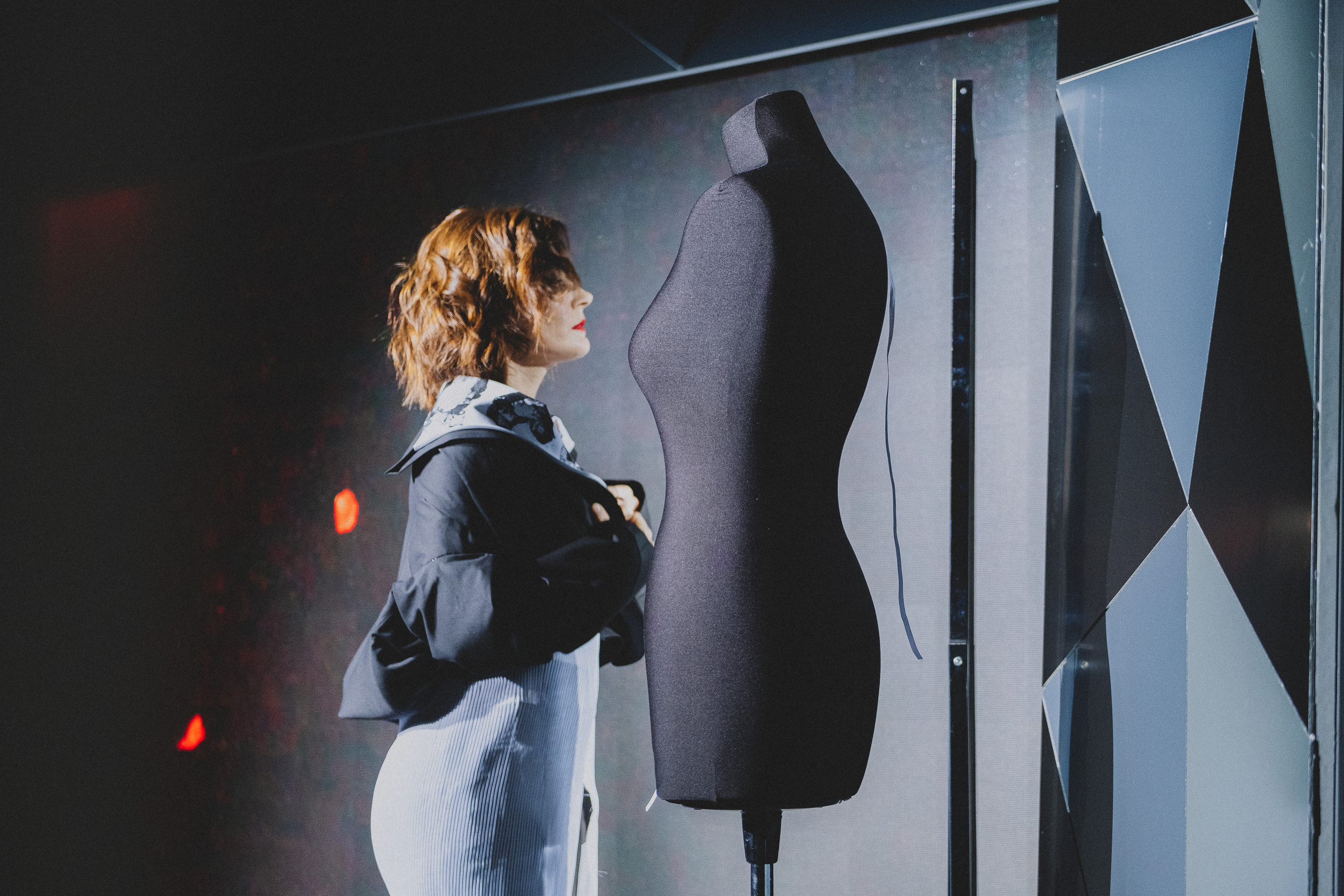 Показ Darya Kipriyanova «Метаморфозы». Екатерина Курбанова. Женский фотограф