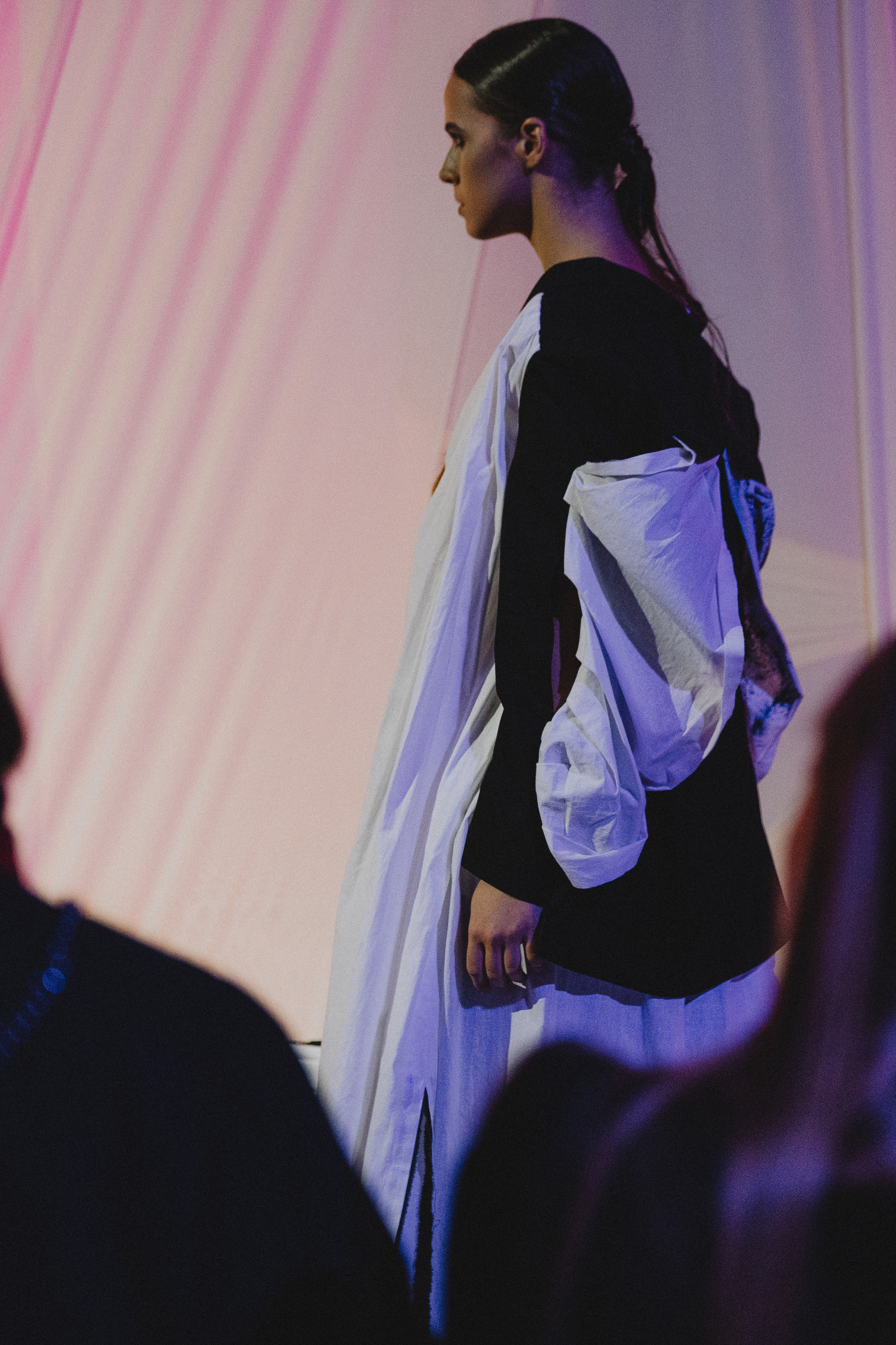 Показ Darya Kipriyanova «Метаморфозы». Екатерина Курбанова. Женский фотограф