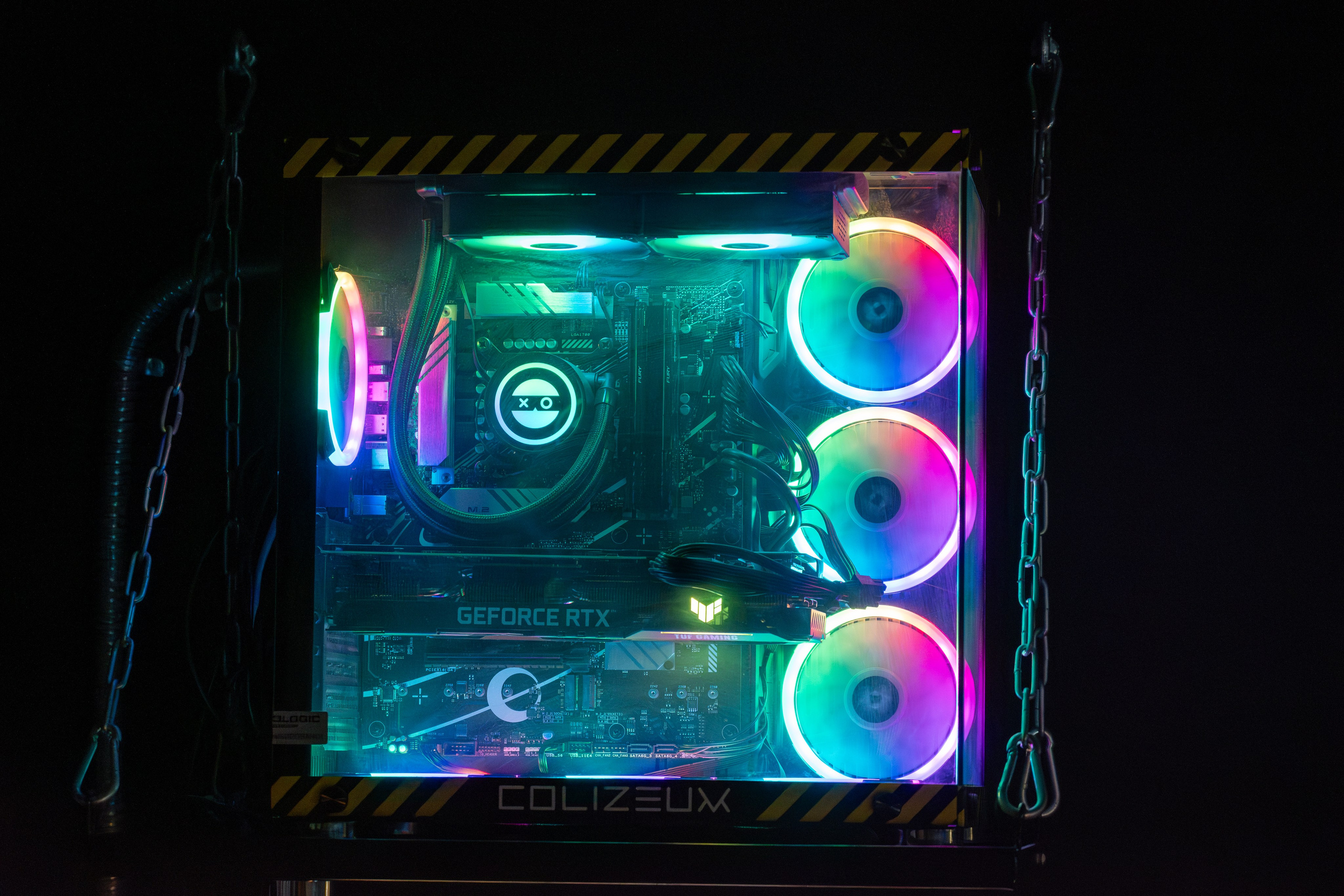 Репортаж в киберспортивном клубе Kolizeum. Фотограф мероприятий в Москве