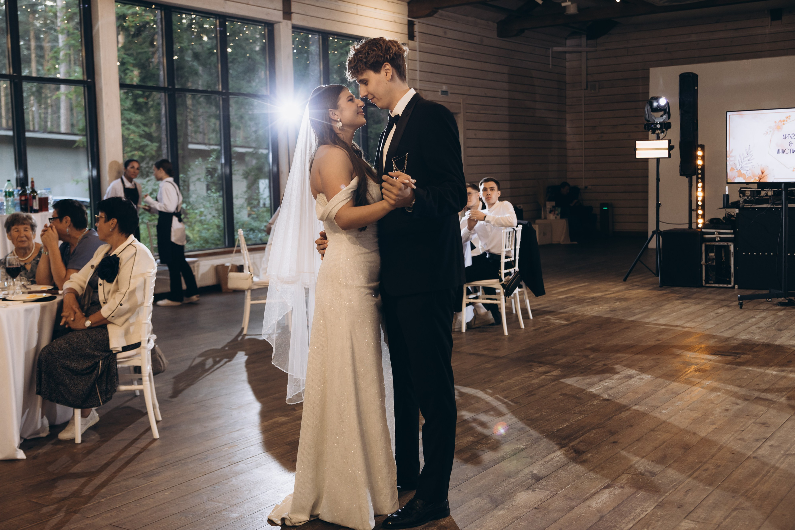 03.08.25 Артем & Анастасия. Свадебный и семейный фотограф в Новосибирске Дарья Кель