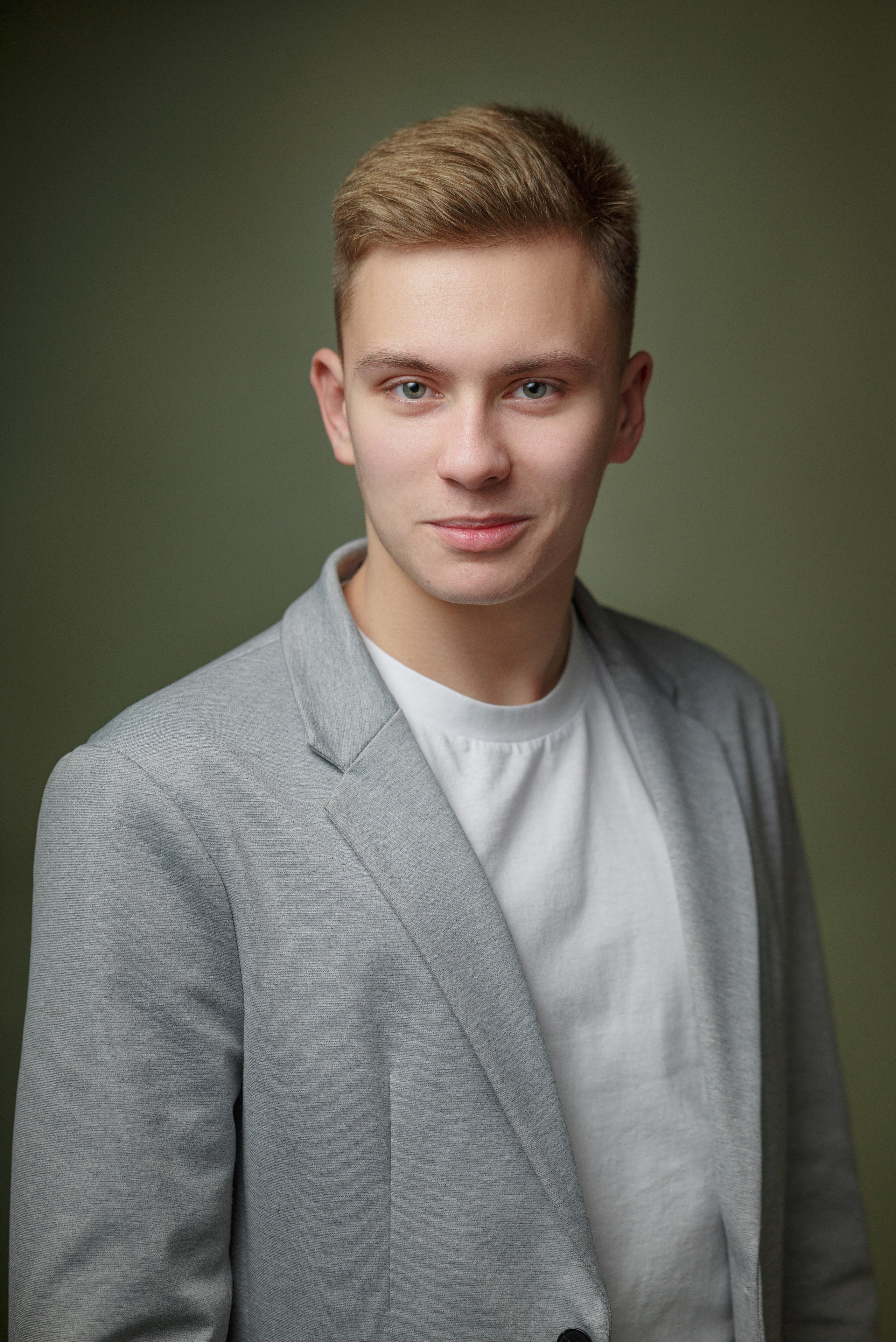 Портреты 2025. BookVa-выпускные альбомы