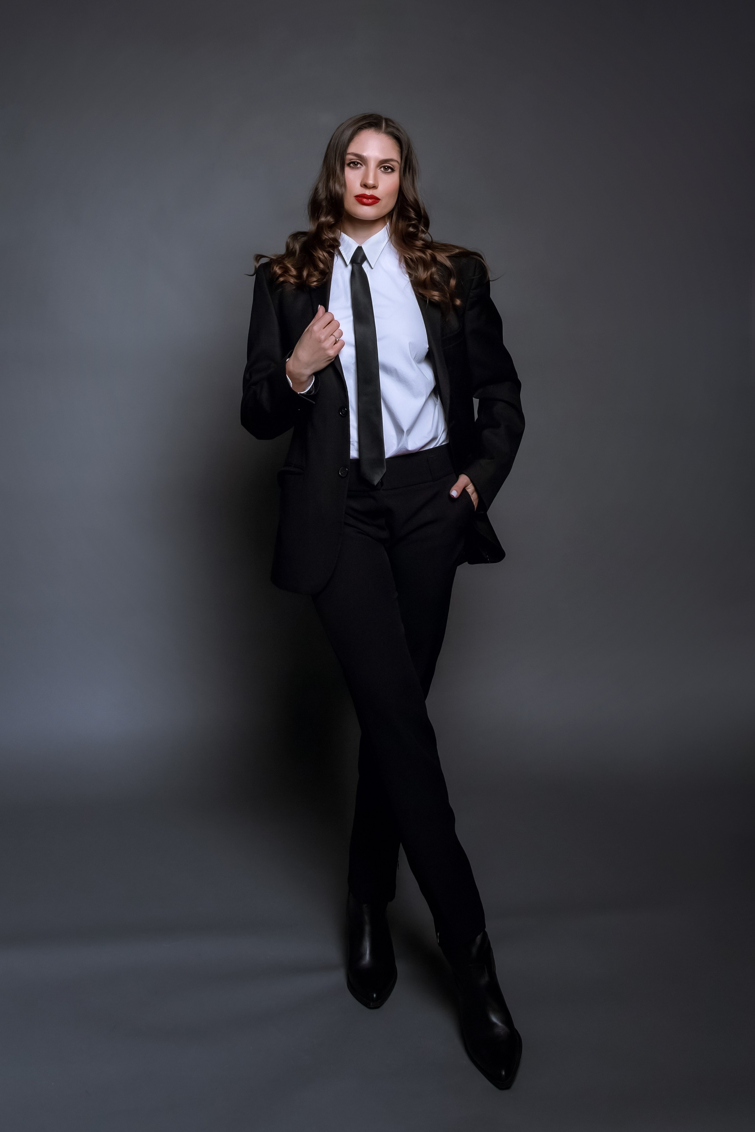 ЖЕНСКИЙ портрет. Фотограф Алина Лебедь