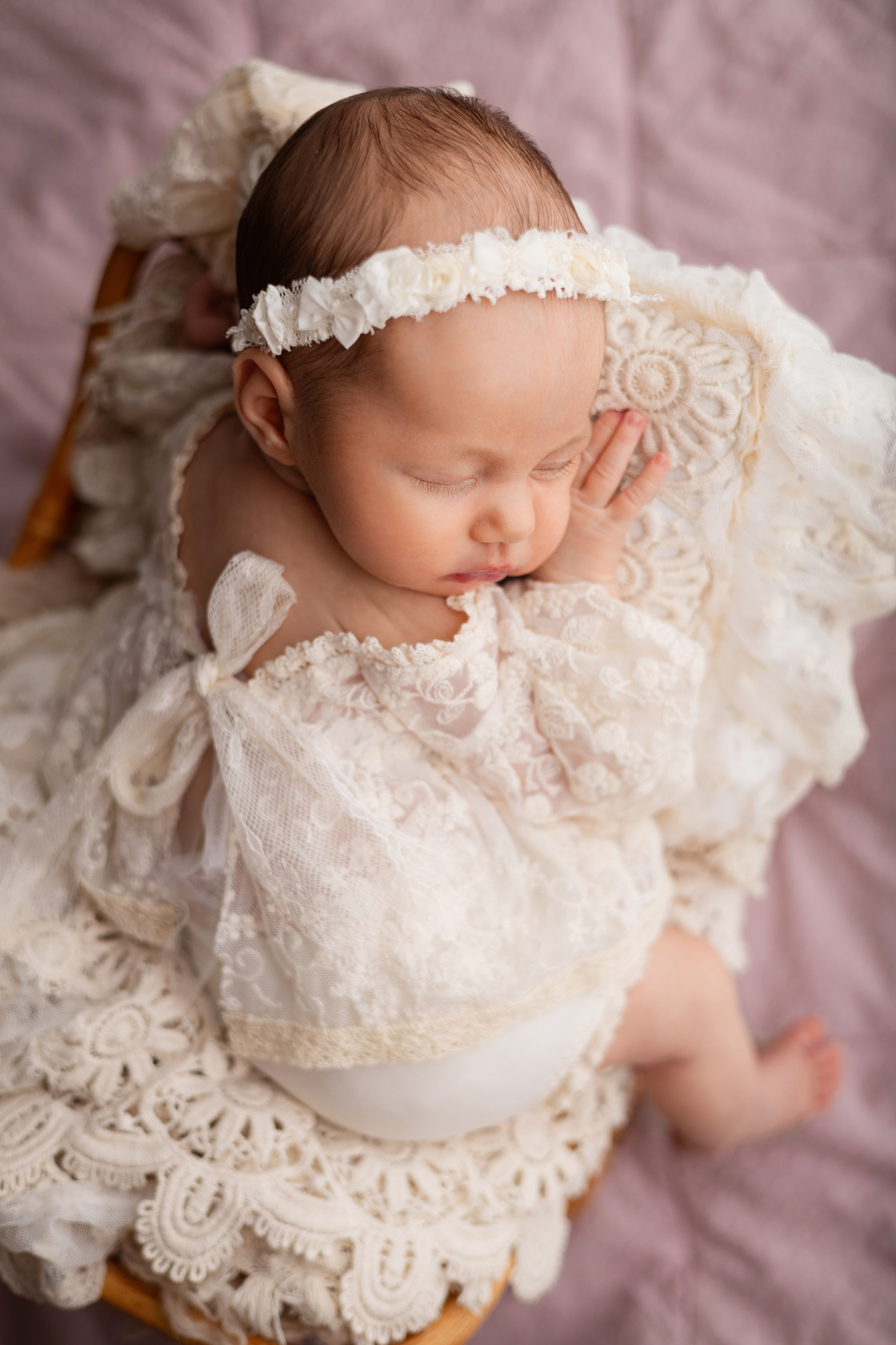 Ева. Лилия Алтухова — фотограф новорожденных в Москве и области