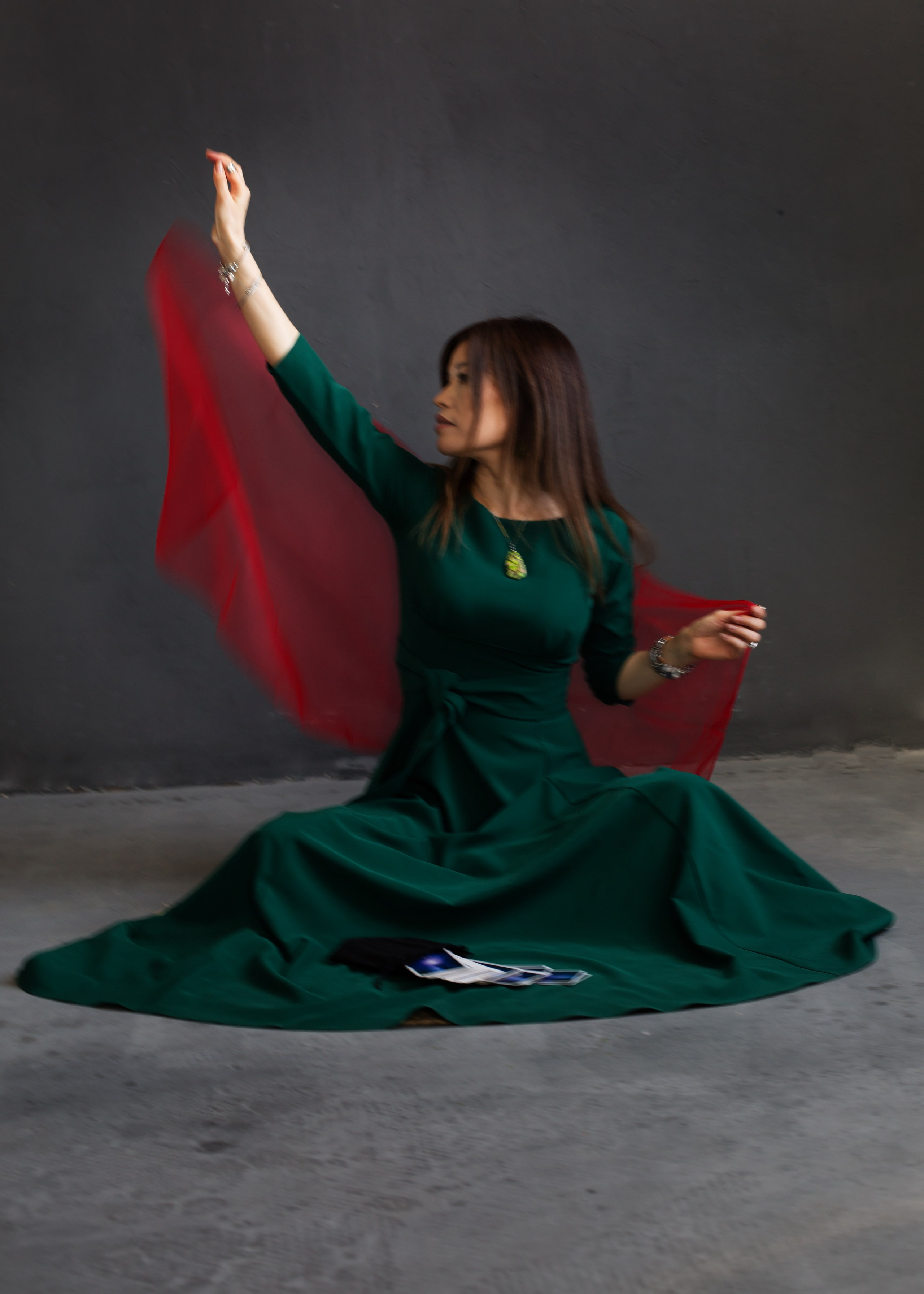 ГУЛЬНАРА практик таро и гвоздестояния. Фотограф в Волгограде Галина Власенко