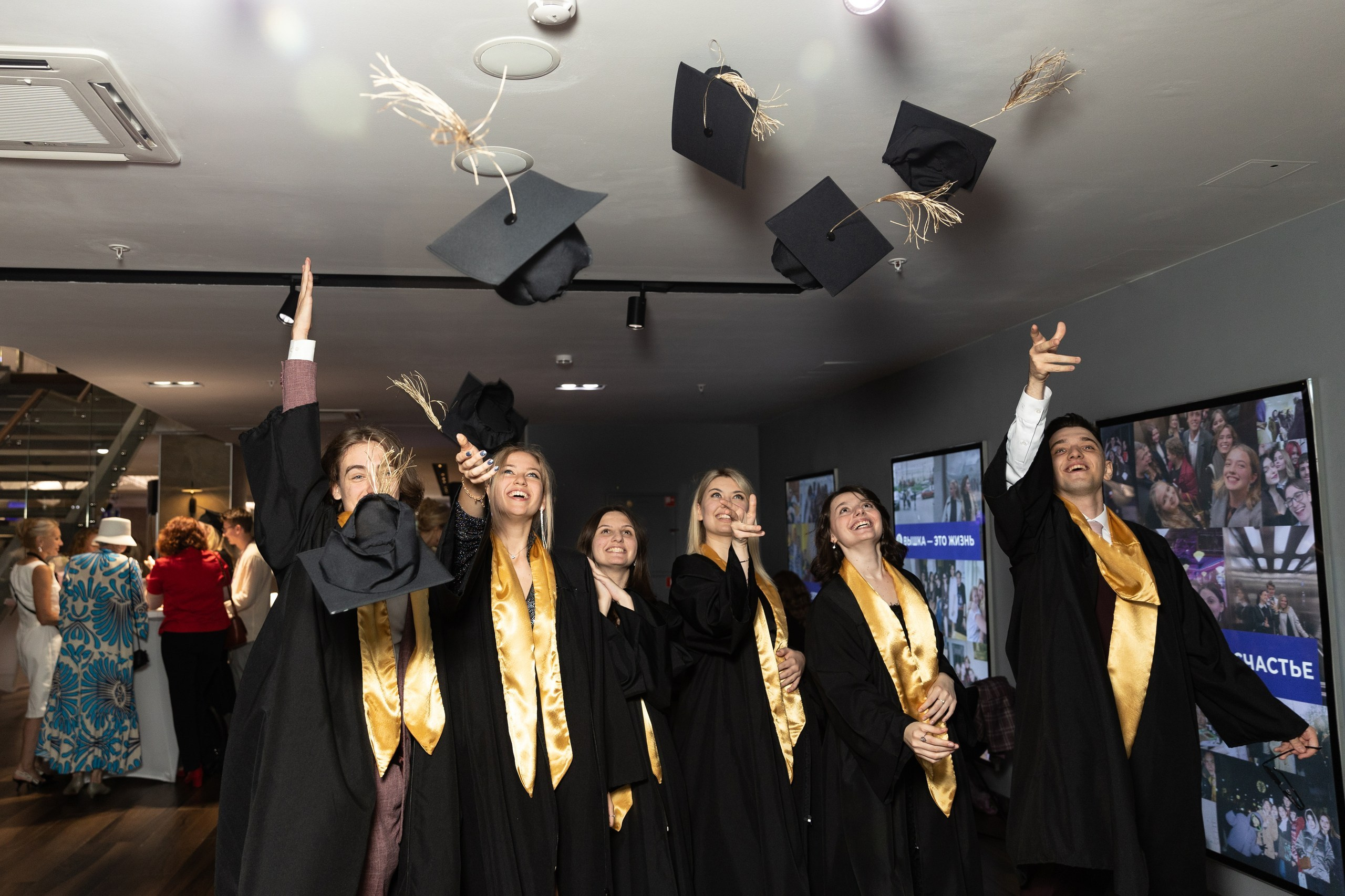 Выпускной Высшая Школа Экономики. Свадебный и семейный фотограф