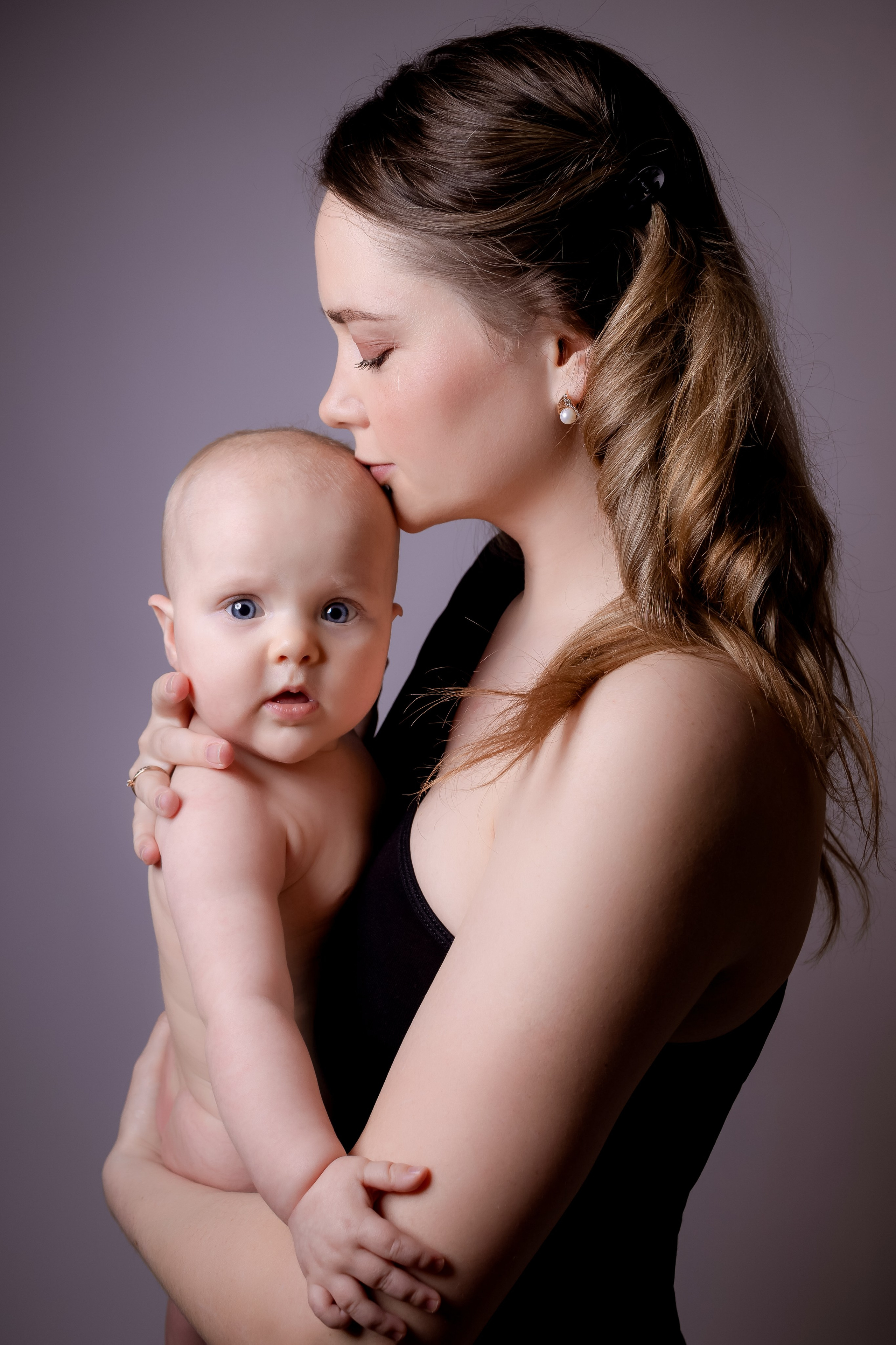 Фотостудия для новорожденных и малышей в Твери — «На ручках»