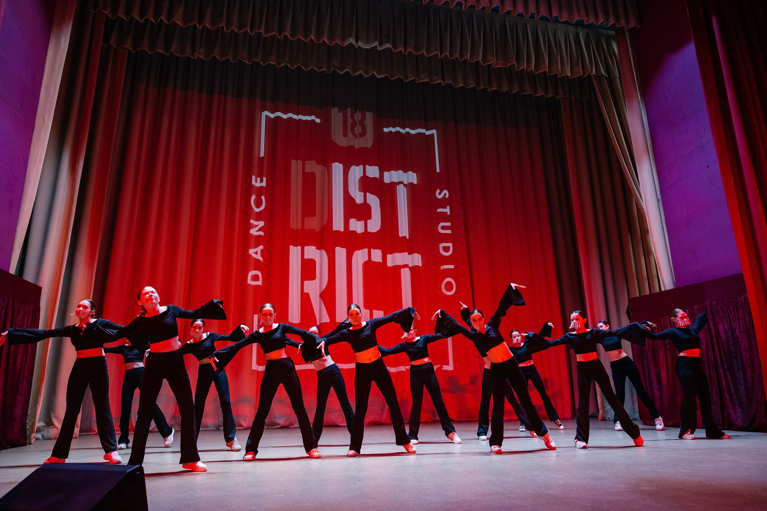 Дистрикт. Отчетный концерт. Свадебный и Семейный фотограф г. Ижевск Гульназ Солдатова. Гульназ фото