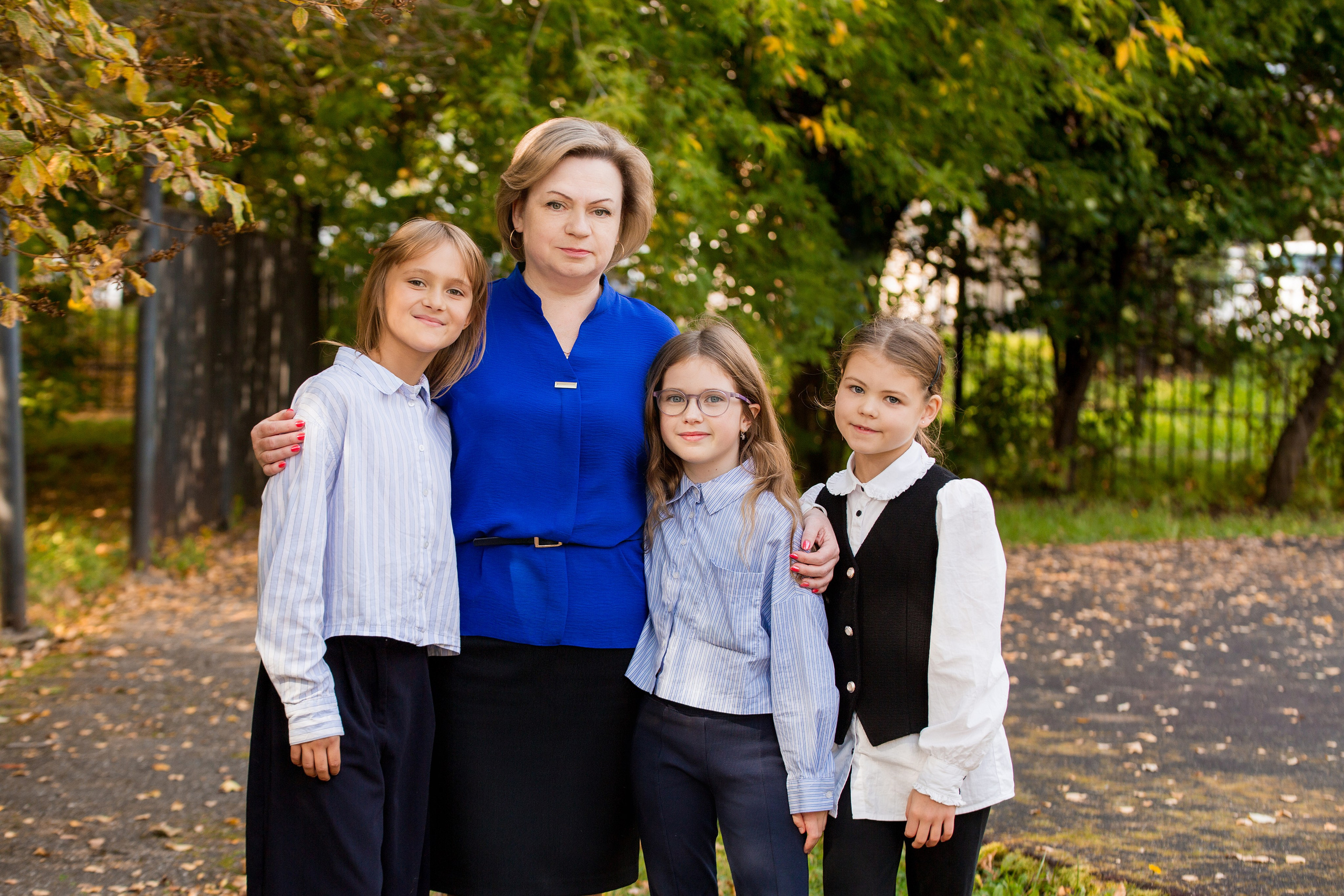 Линейка 1 сентября. Семейный и детский фотограф в Ярославле