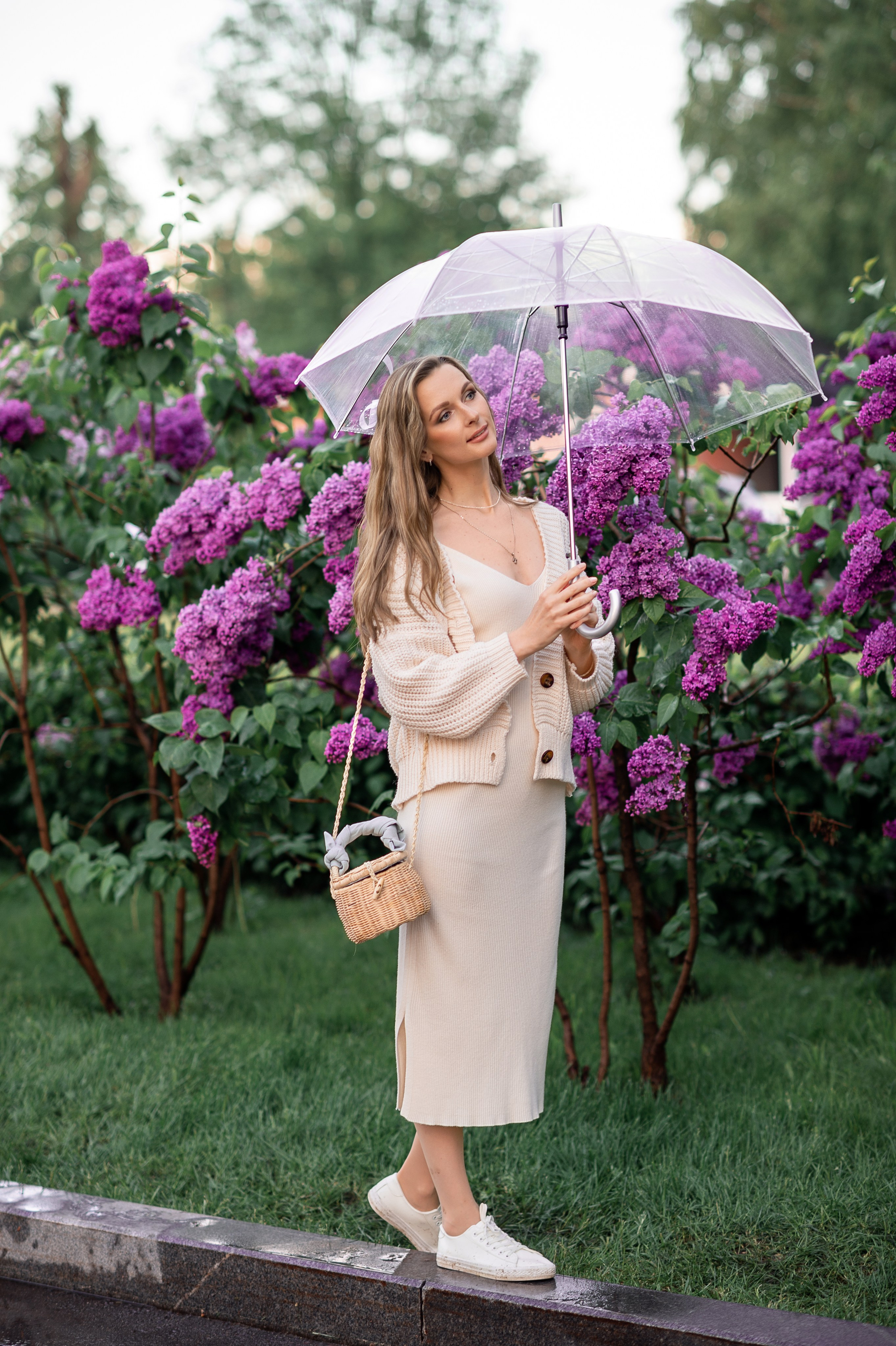 Фотосессия в сирени. Фотосессии в Москве, женский и семейный фотограф Юлия Михайленко