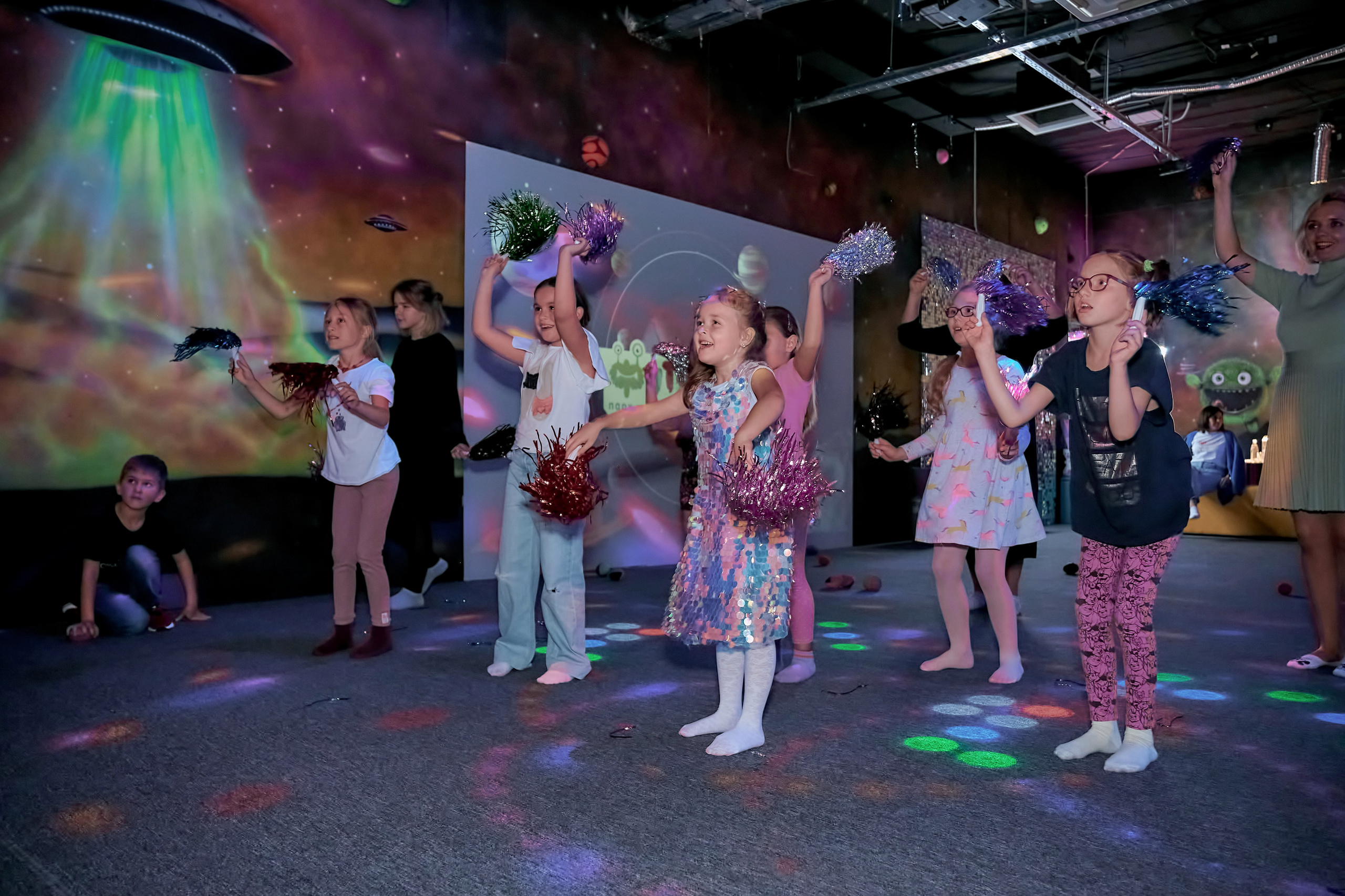 Футурамия. Фотограф в Екатеринбурге Наталия Нарышкина, бизнес контент, танец
