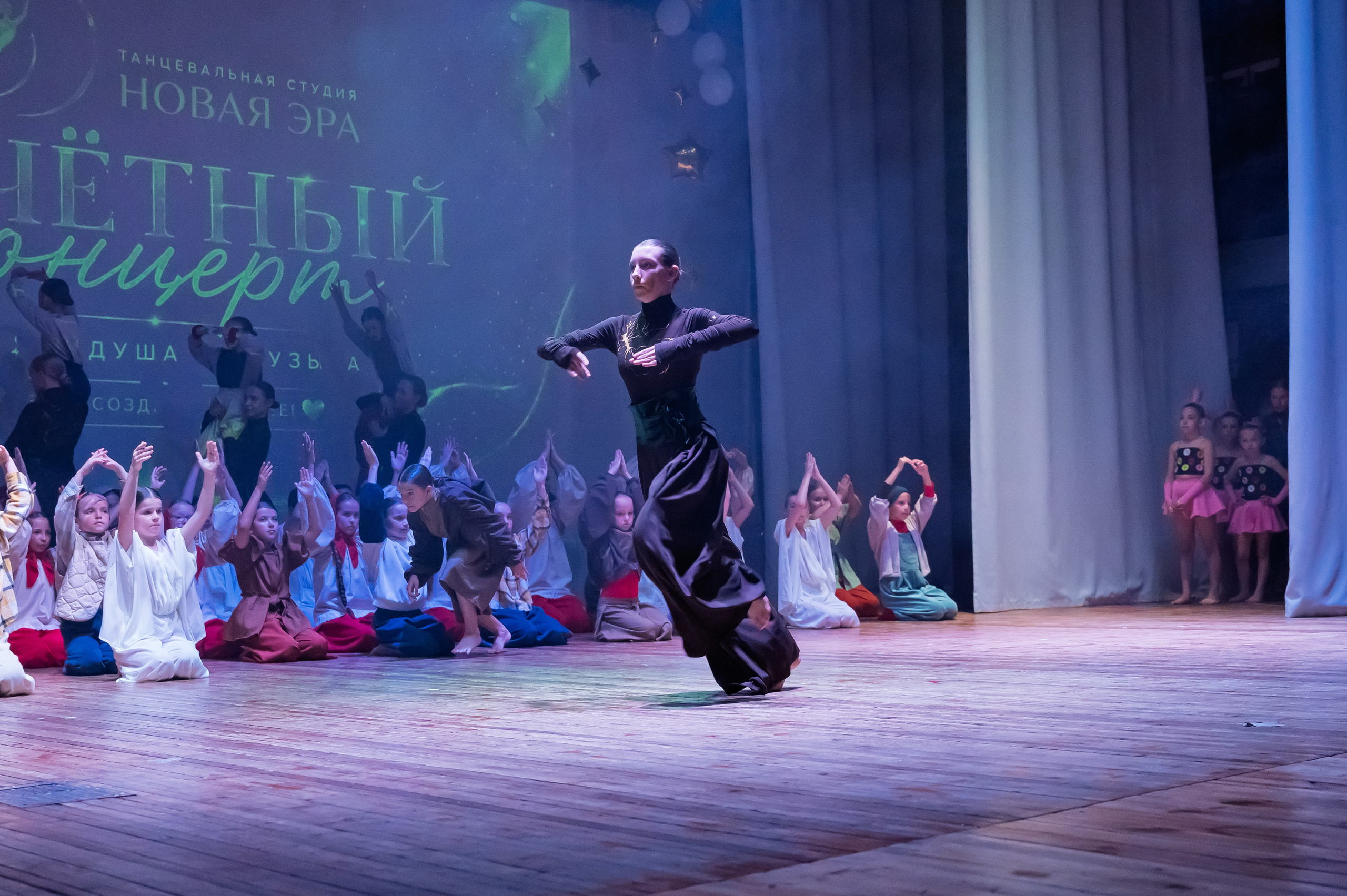 Отчетный концерт студии танцев " Новая эра " г. Краснодар. Репортажный и свадебный фотограф Вадим Каныгин