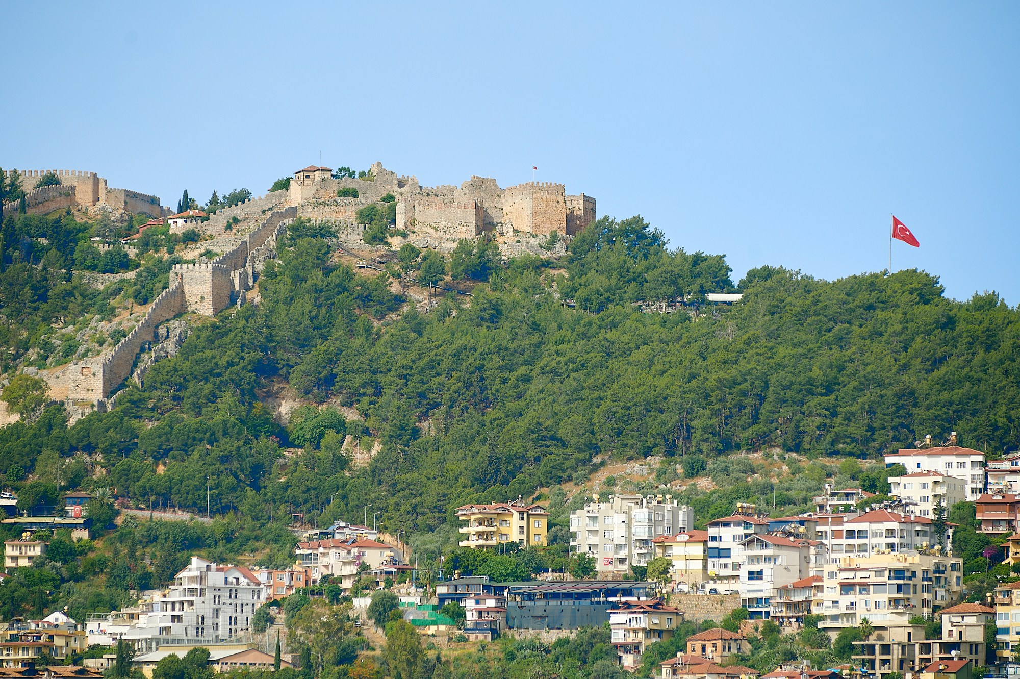 Alanya, Türkiye. May 2024. Фотографии отовсюду и обо всем