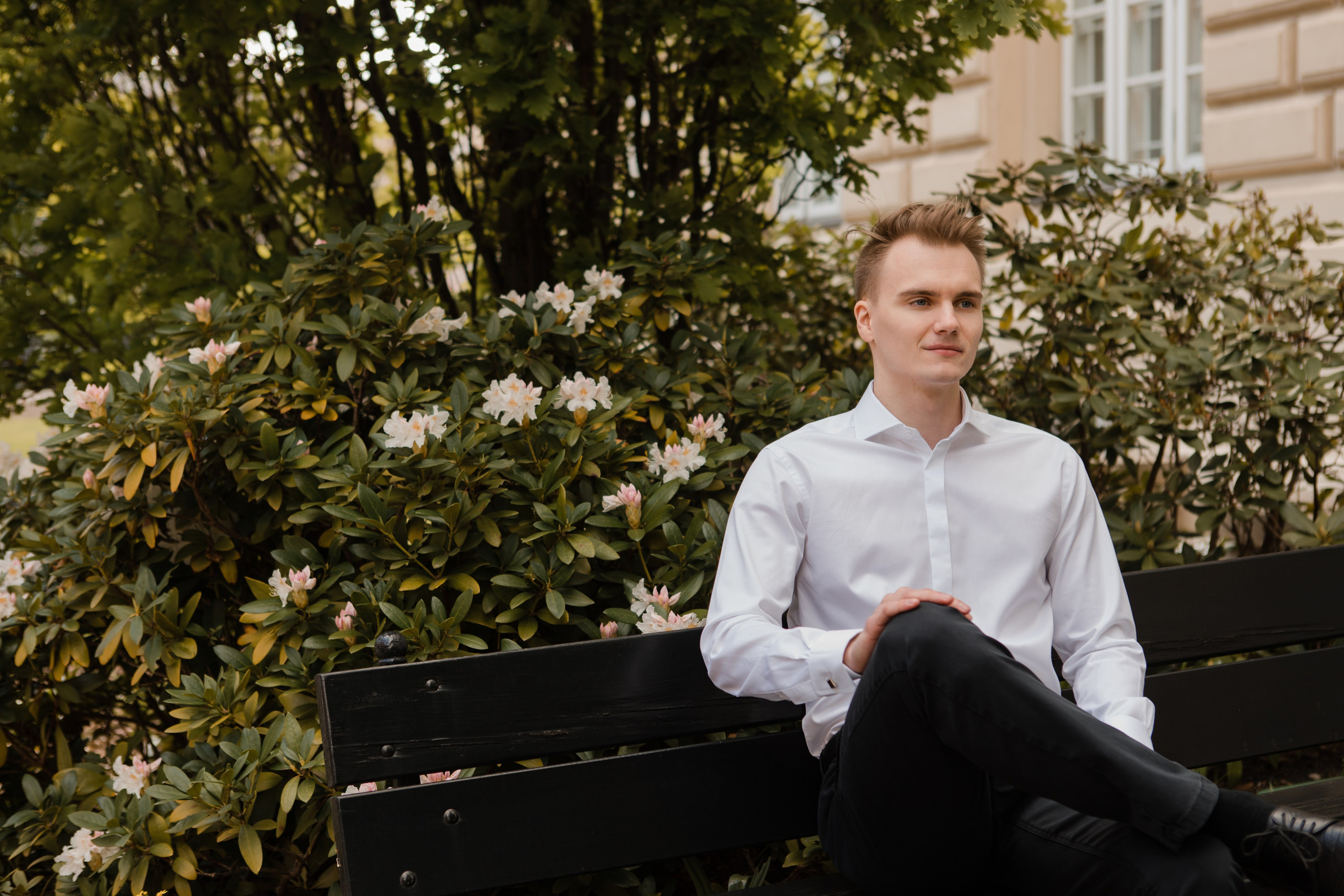 Семейная фотосессия Андрея и Марии. Видеосъемка и фотосъемка свадеб. Фотограф и оператор на свадьбу. Видеосъемка подкастов, собственная видео-фотостудии. Предметная фотосъемка