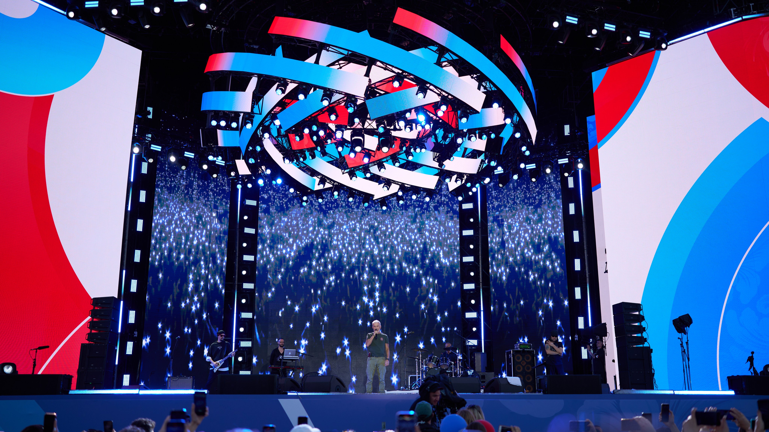 День России 2024. Сергей Горшенин — профессиональный фотограф