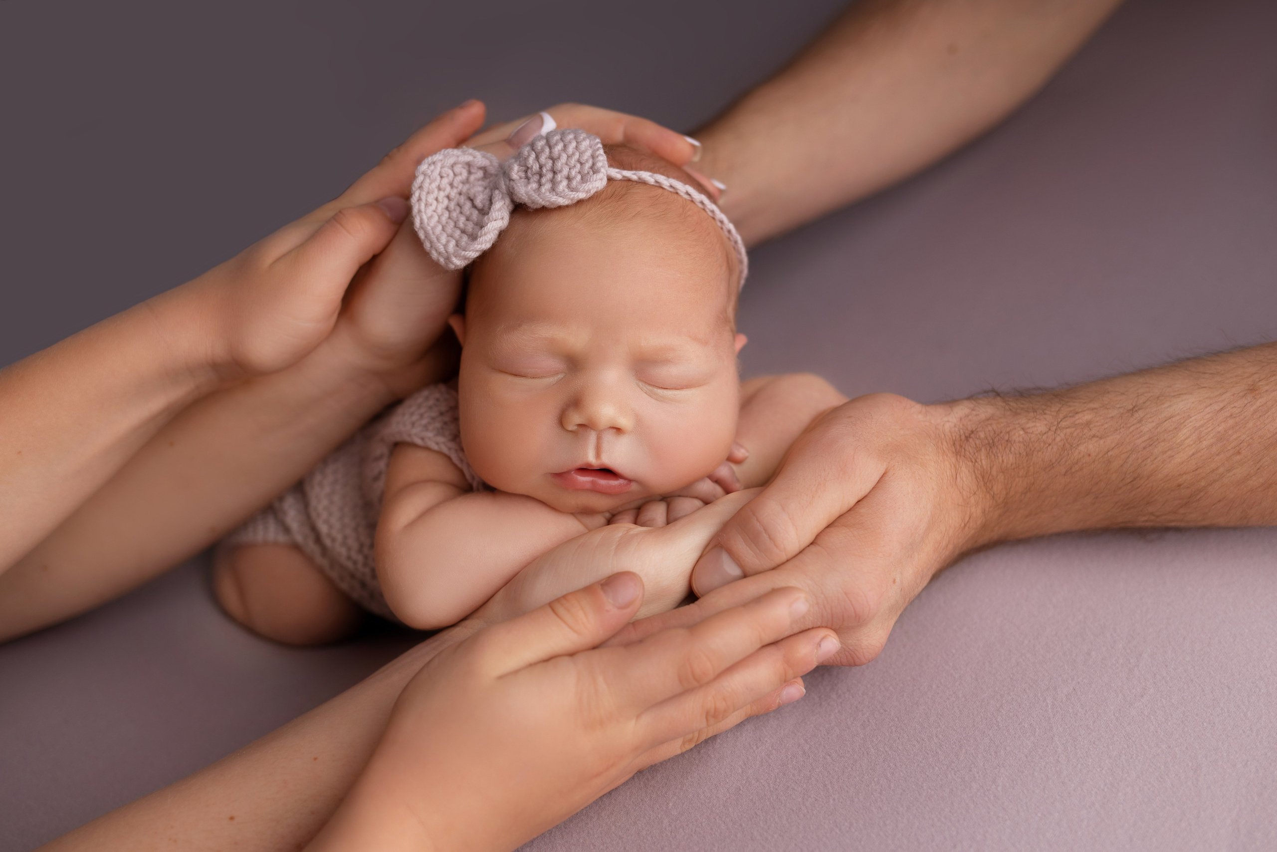 Классическая фотосессия малыша. Фотограф новорожденных малышей в Омске и Омской области Эльвира Камаева